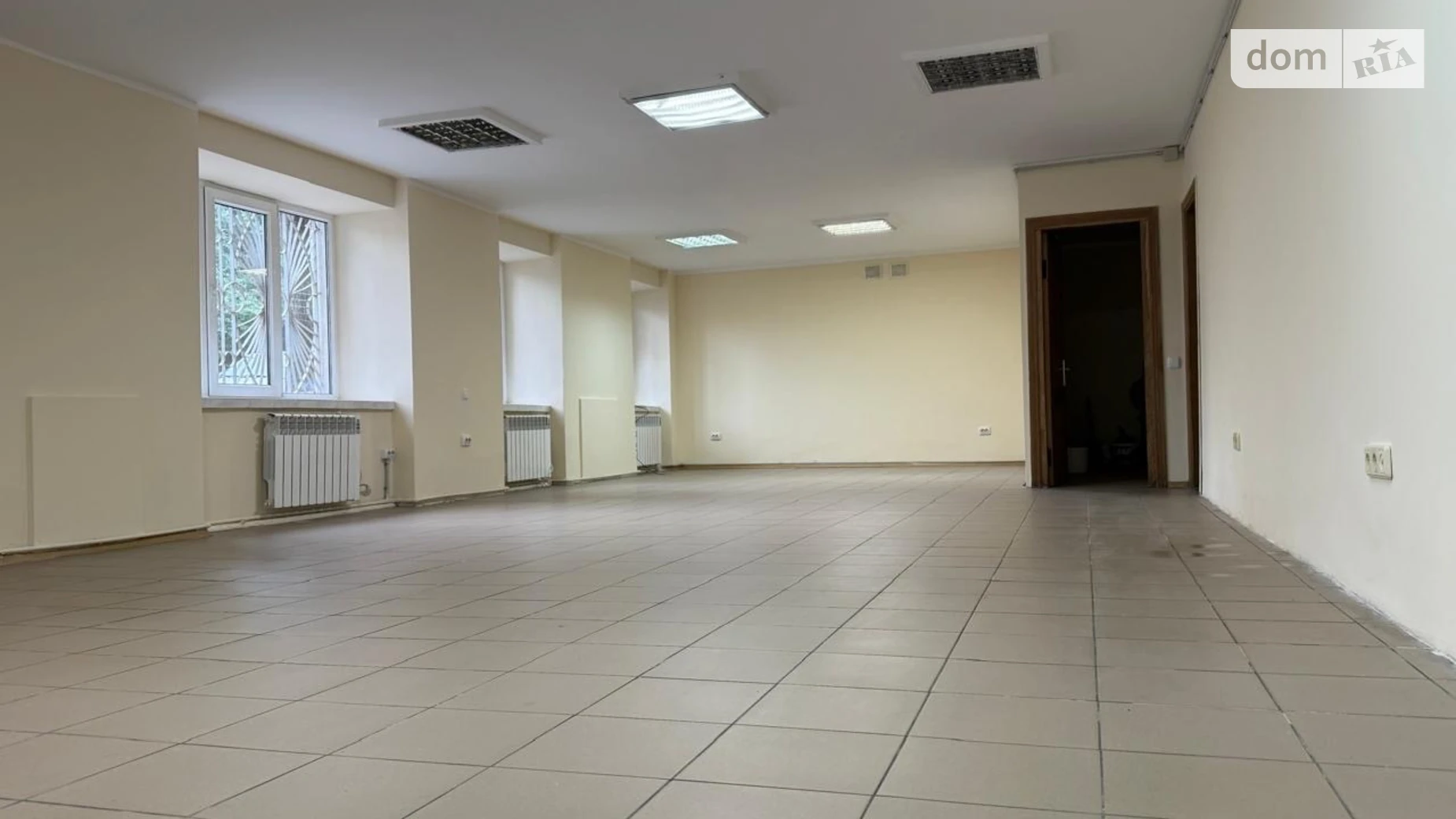 Сдается в аренду офис 80 кв. м в бизнес-центре, цена: 600 $ - фото 3