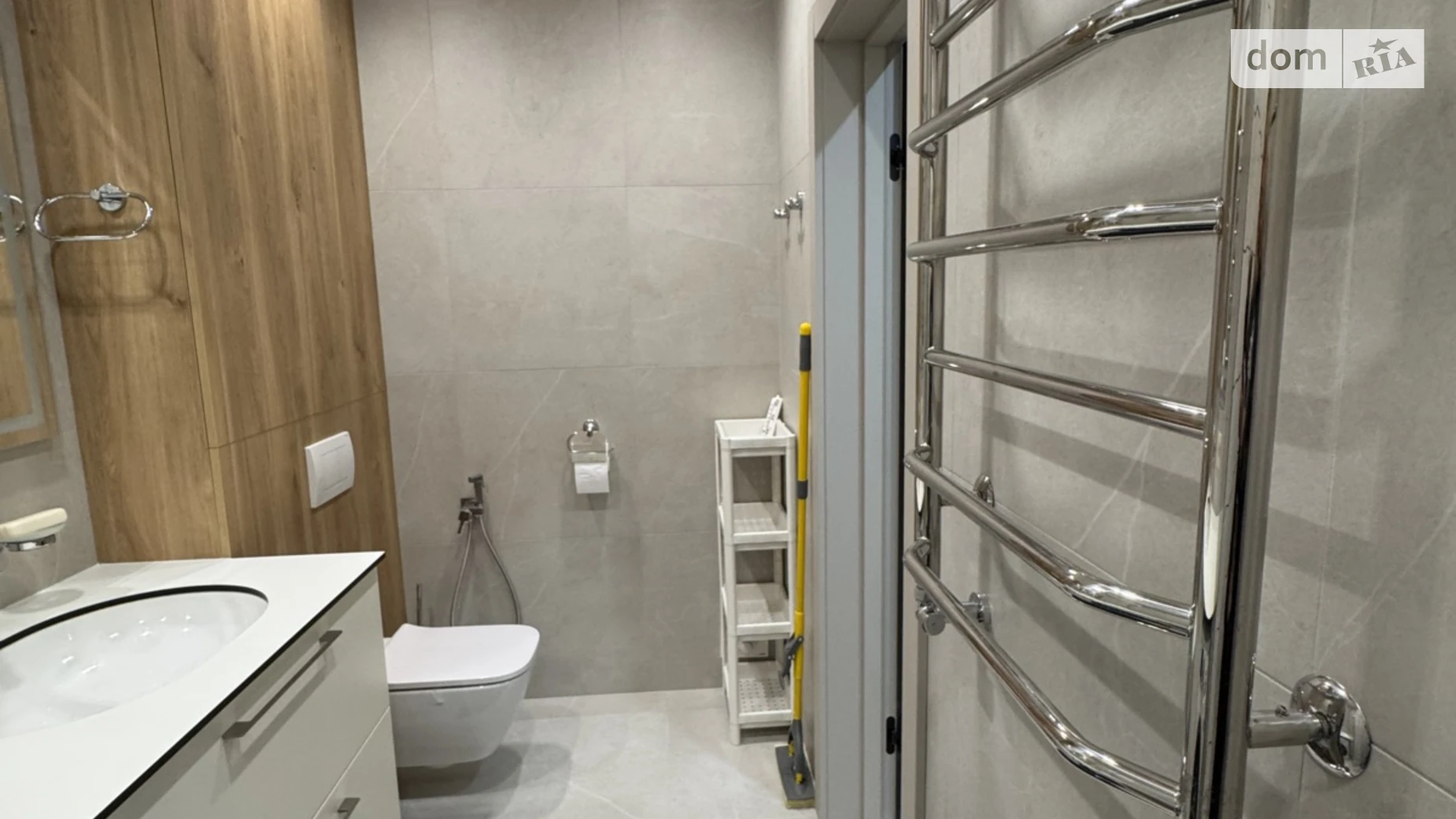 Здається в оренду 2-кімнатна квартира 72 кв. м у Львові, вул. Угорська - фото 2