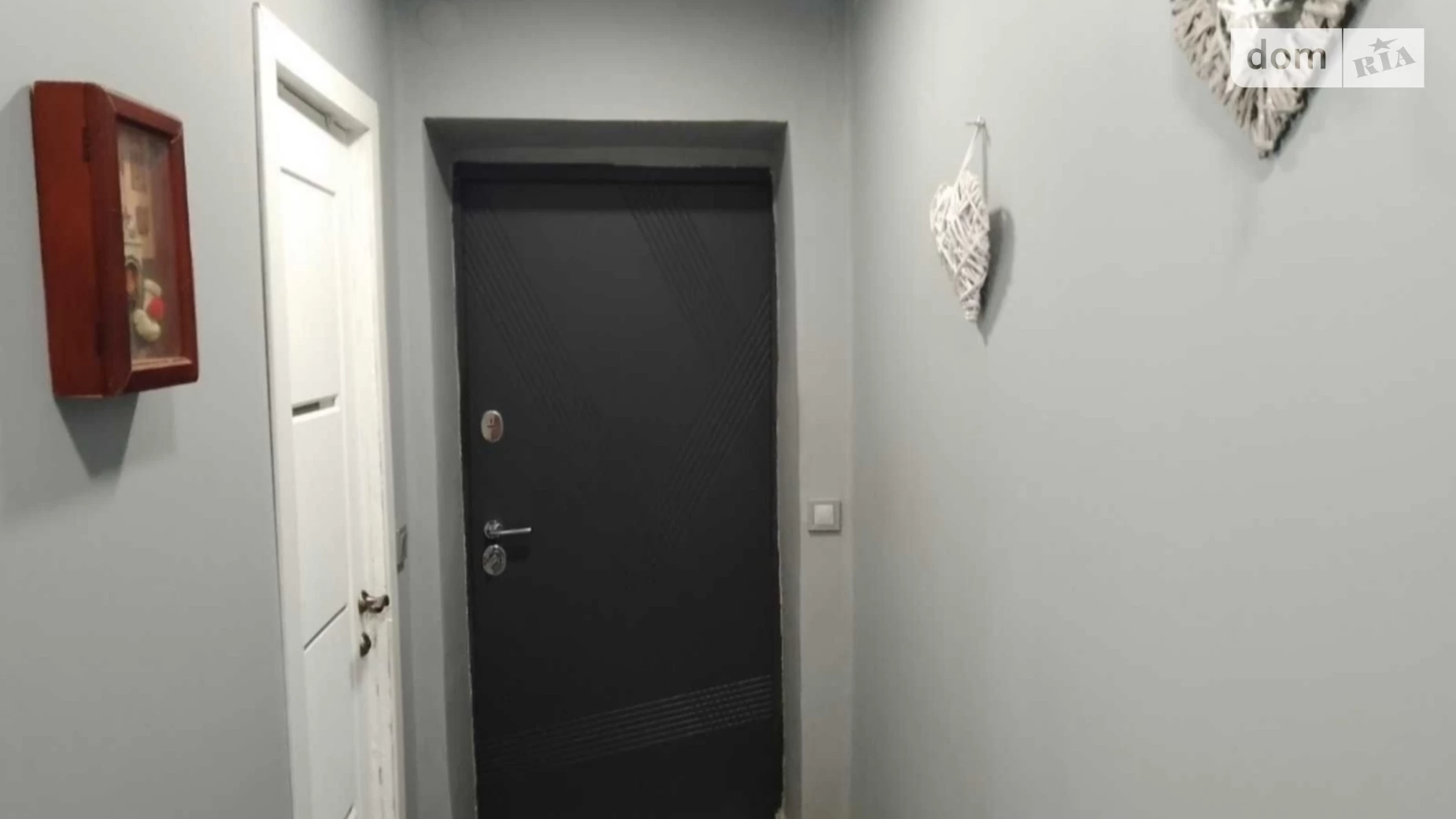 Продается дом на 2 этажа 105 кв. м с гаражом, цена: 70000 $ - фото 3