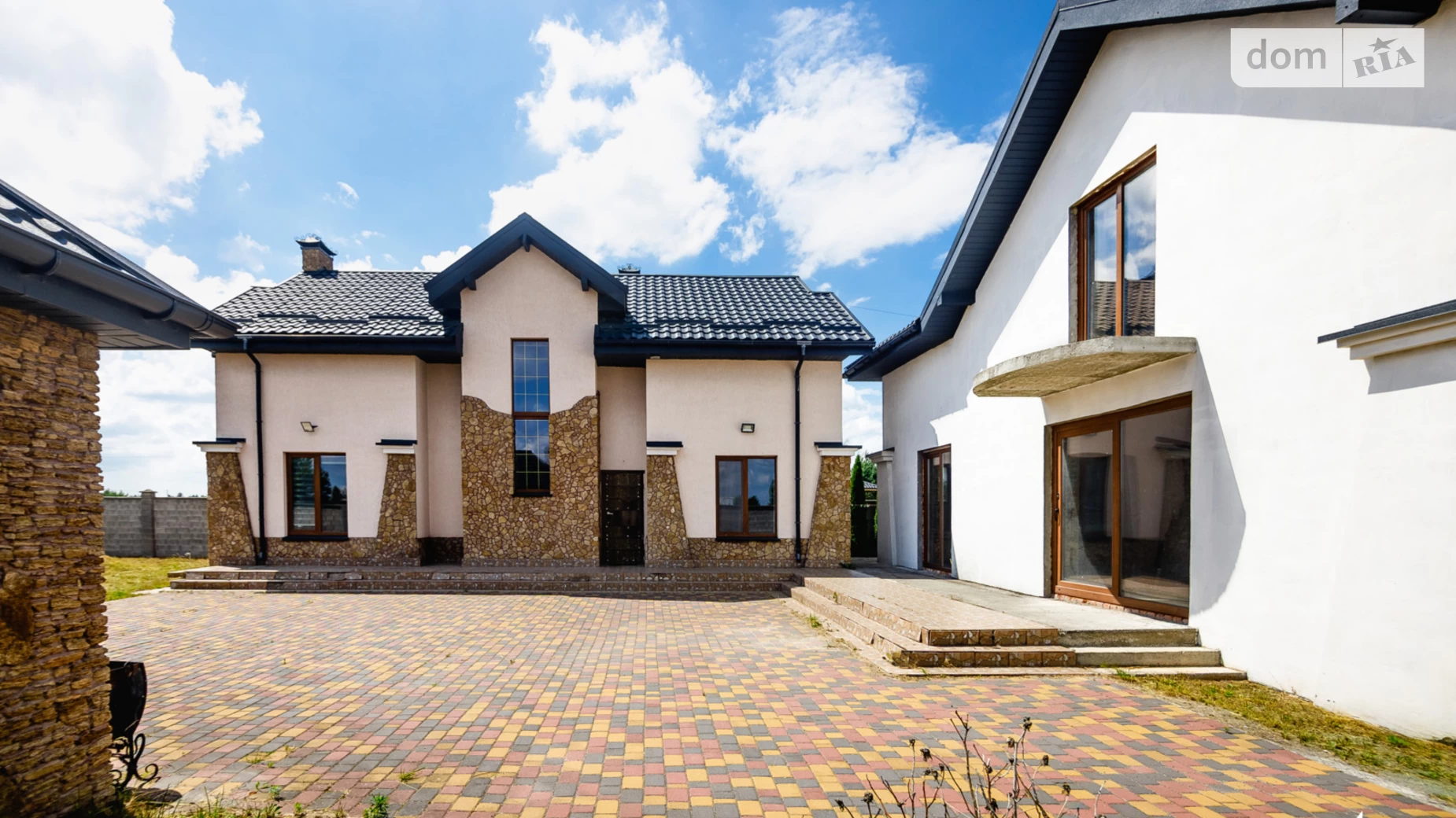 Продается дом на 2 этажа 260 кв. м с камином, цена: 134000 $ - фото 5