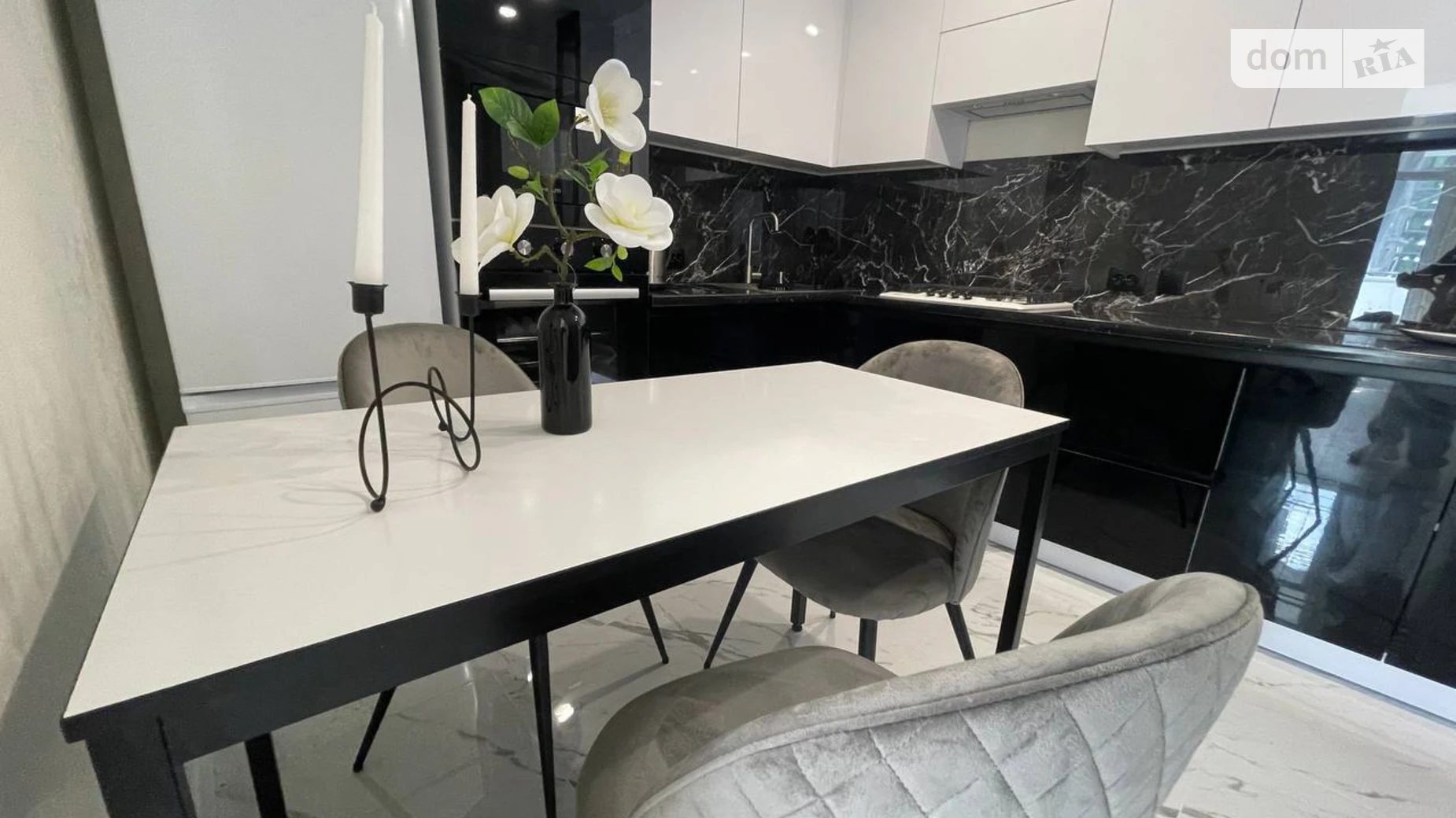 2-кімнатна квартира 56 кв. м у Тернополі, цена: 69900 $ - фото 3