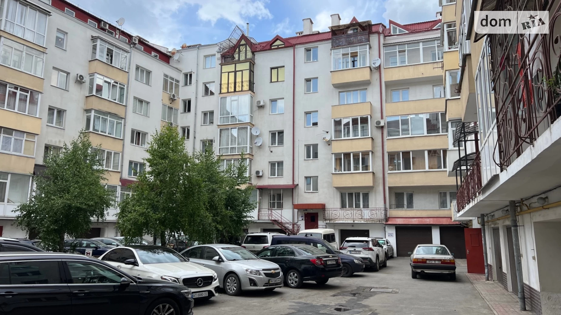 Продається 4-кімнатна квартира 125 кв. м у Івано-Франківську, вул. Івана Франка, 25А - фото 2