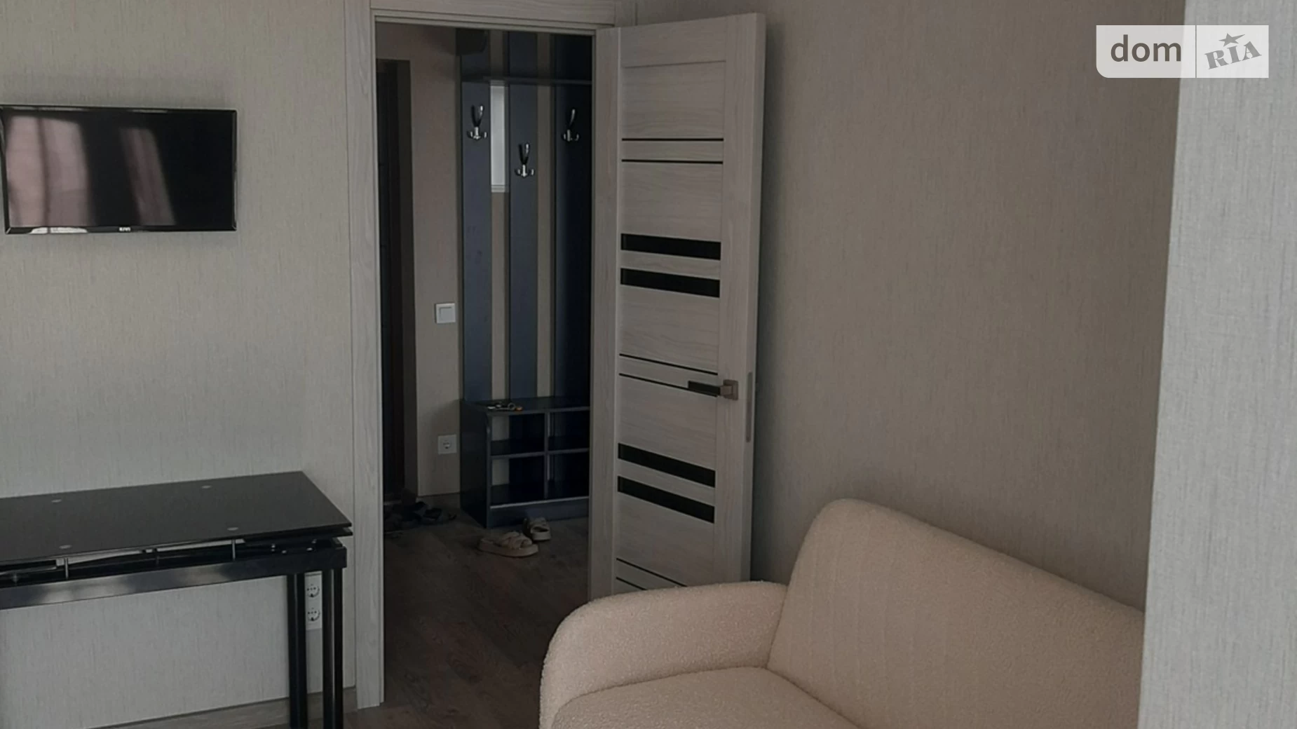 Продается 1-комнатная квартира 40 кв. м в Виннице, ул. Академика Янгеля - фото 2