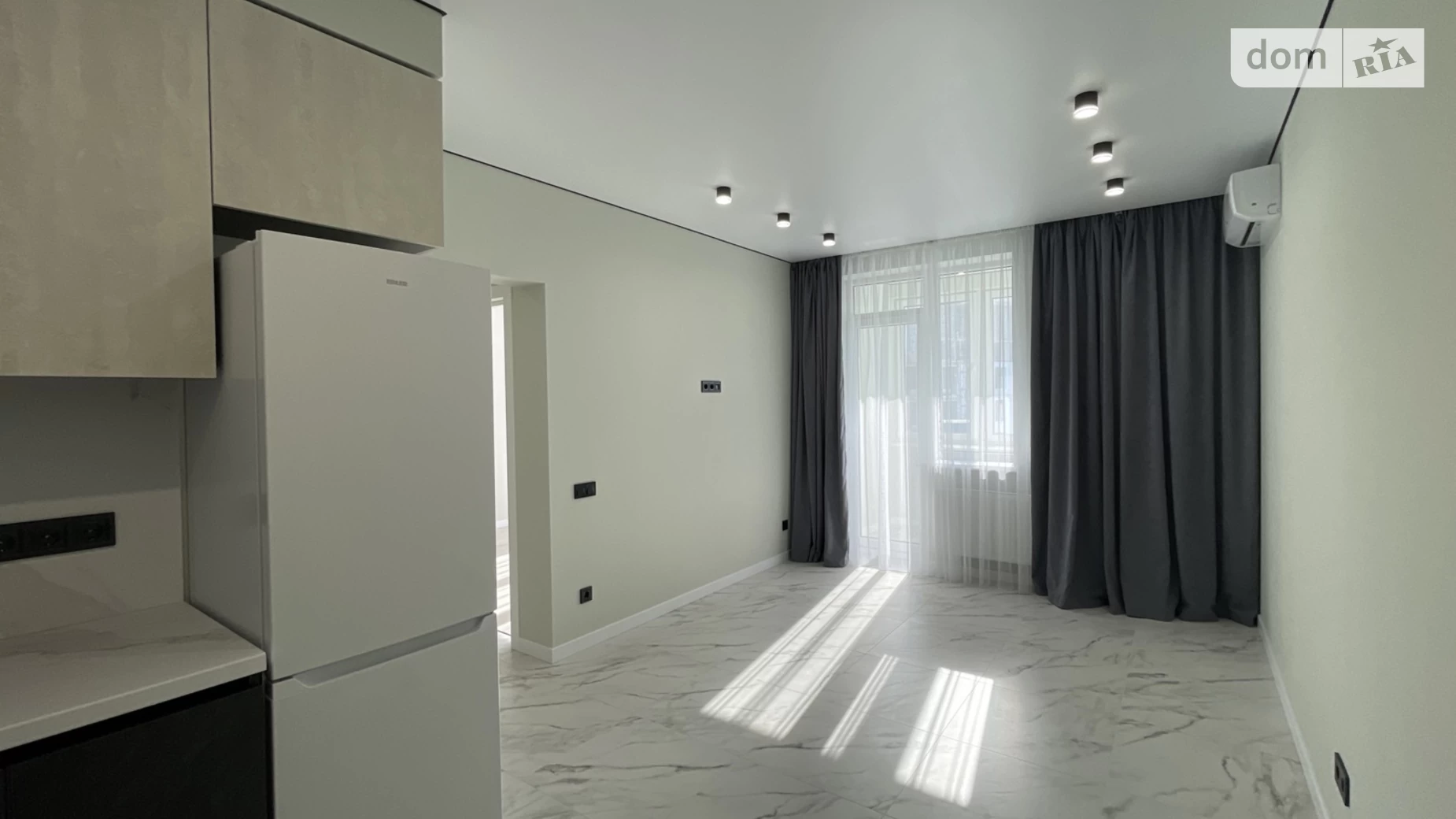 Продается 1-комнатная квартира 45 кв. м в Одессе, ул. Варненская - фото 3