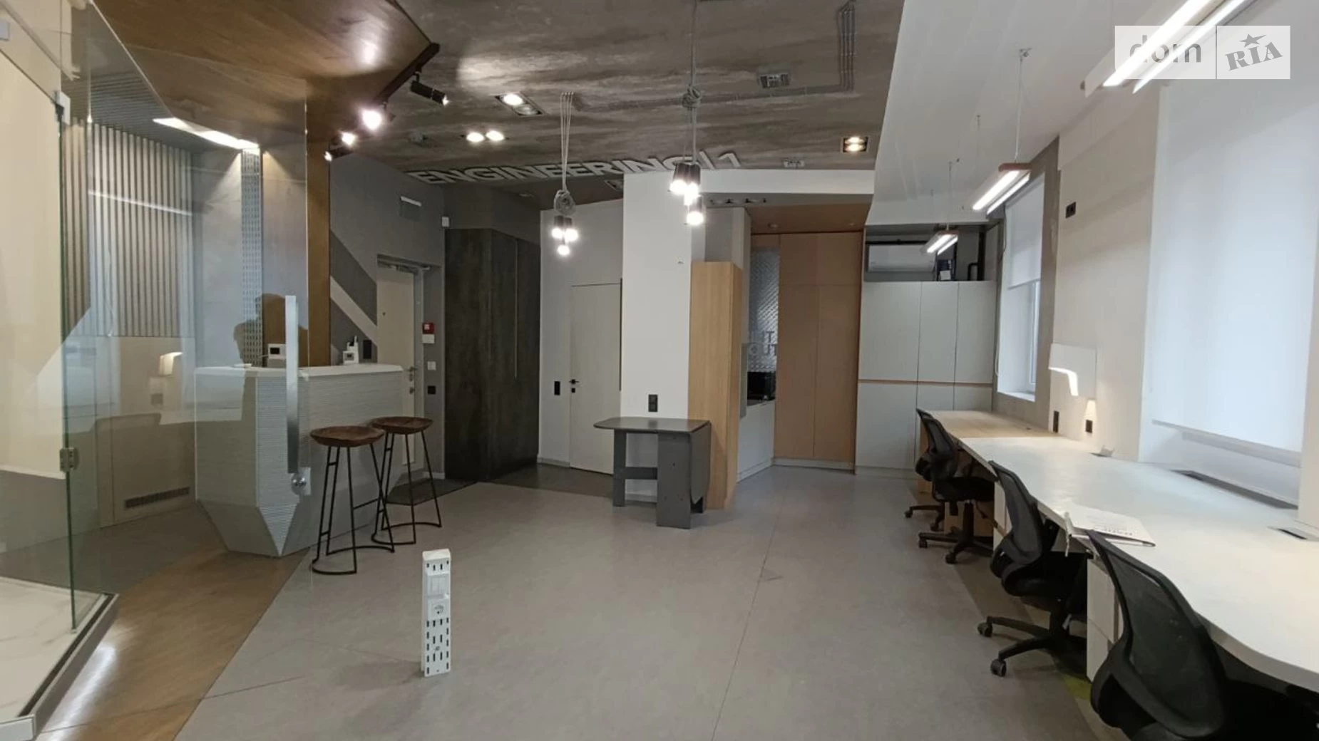 Продается офис 57 кв. м в бизнес-центре, цена: 71000 $ - фото 2