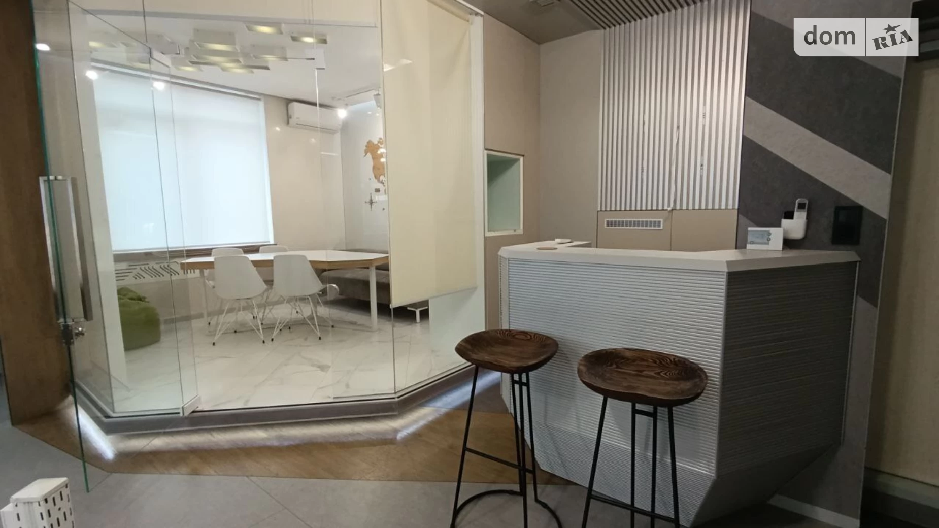 Продается офис 57 кв. м в бизнес-центре, цена: 71000 $ - фото 3