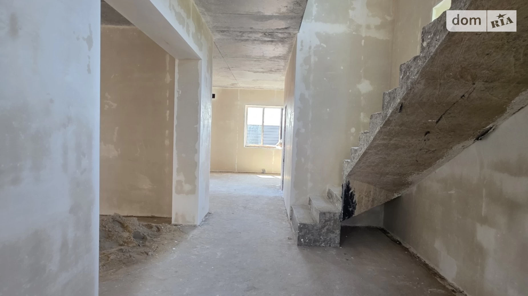 Продается дом на 2 этажа 140 кв. м с балконом, цена: 105000 $ - фото 4