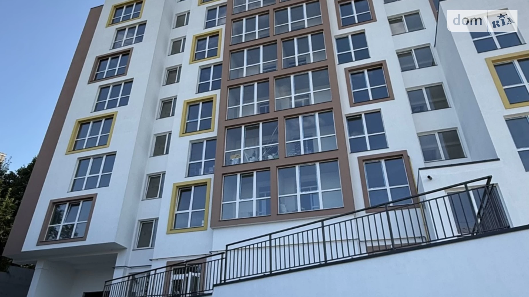 Продается 2-комнатная квартира 75 кв. м в Львове, ул. Камышовая, 11 - фото 3