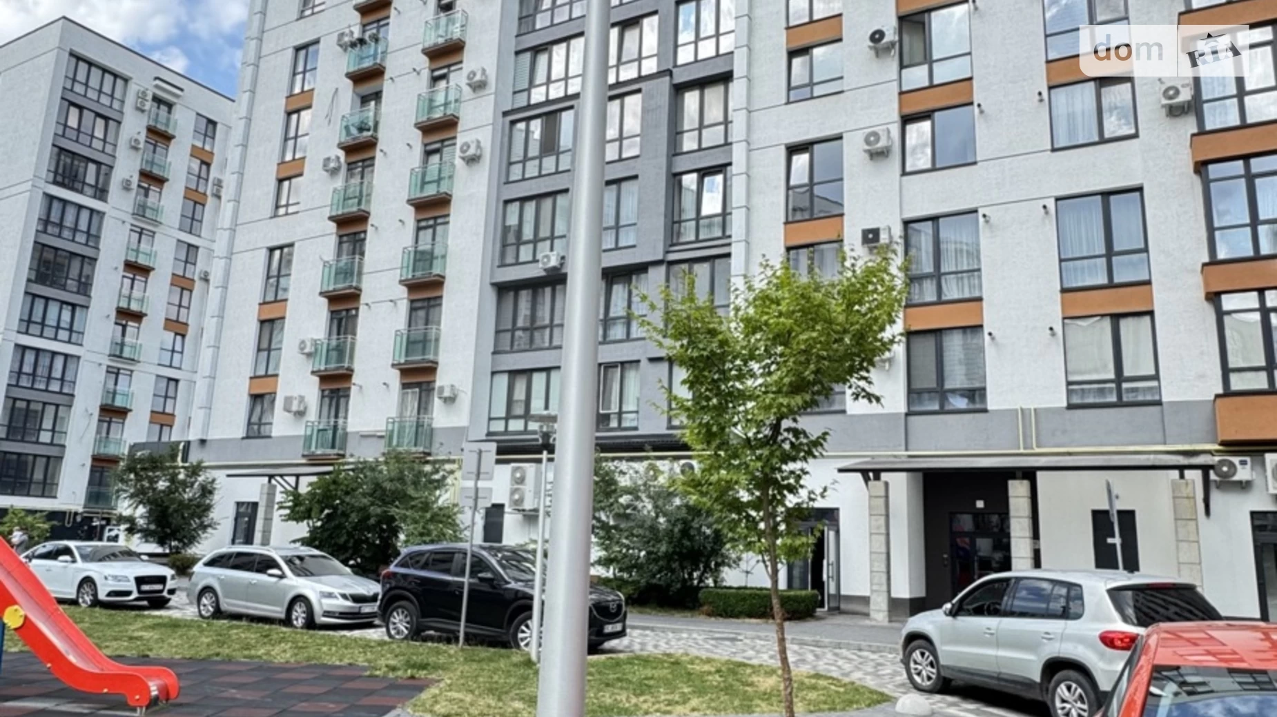 Продается 2-комнатная квартира 72.8 кв. м в Ивано-Франковске, ул. Гетьмана Ивана Мазепы, 164 корпус 7 - фото 3