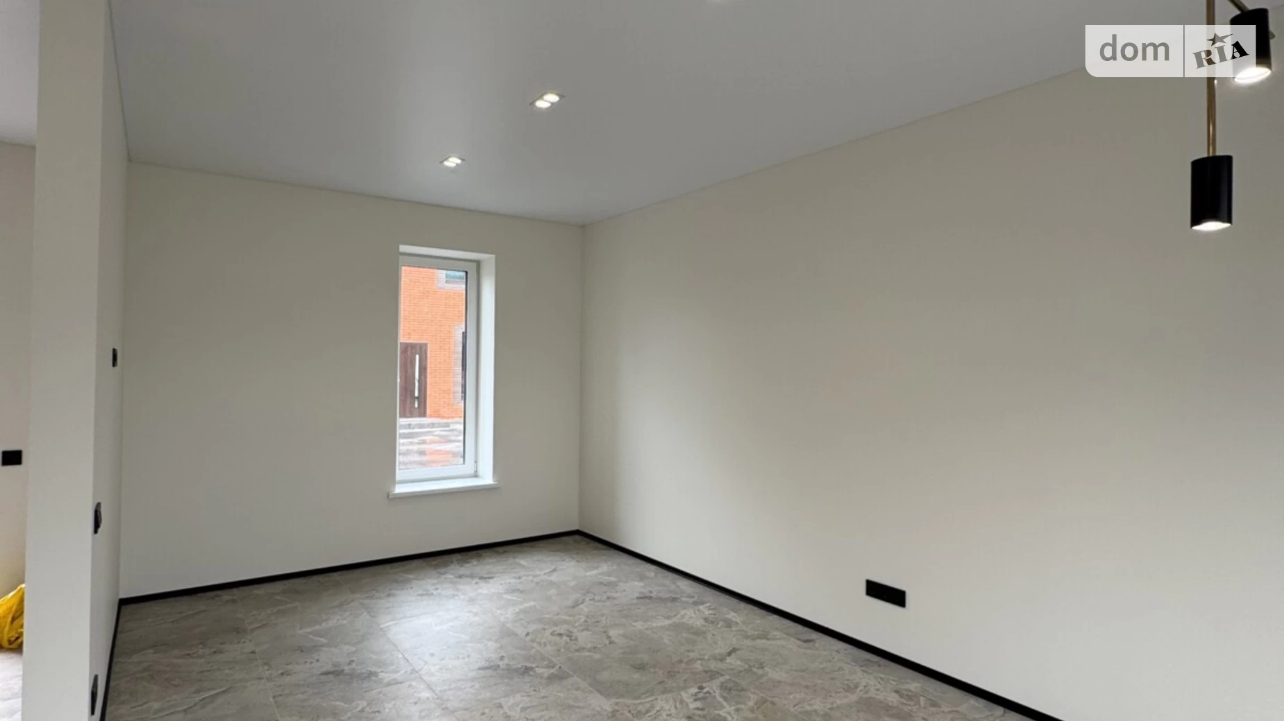 Продается дом на 2 этажа 90 кв. м с балконом, цена: 108000 $ - фото 2