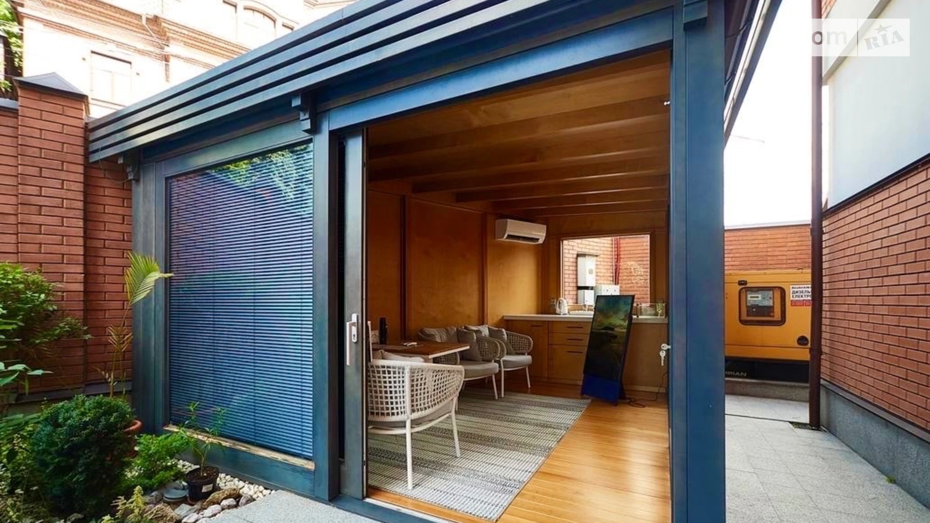 Продается дом на 3 этажа 575 кв. м с гаражом, цена: 3700000 $ - фото 3