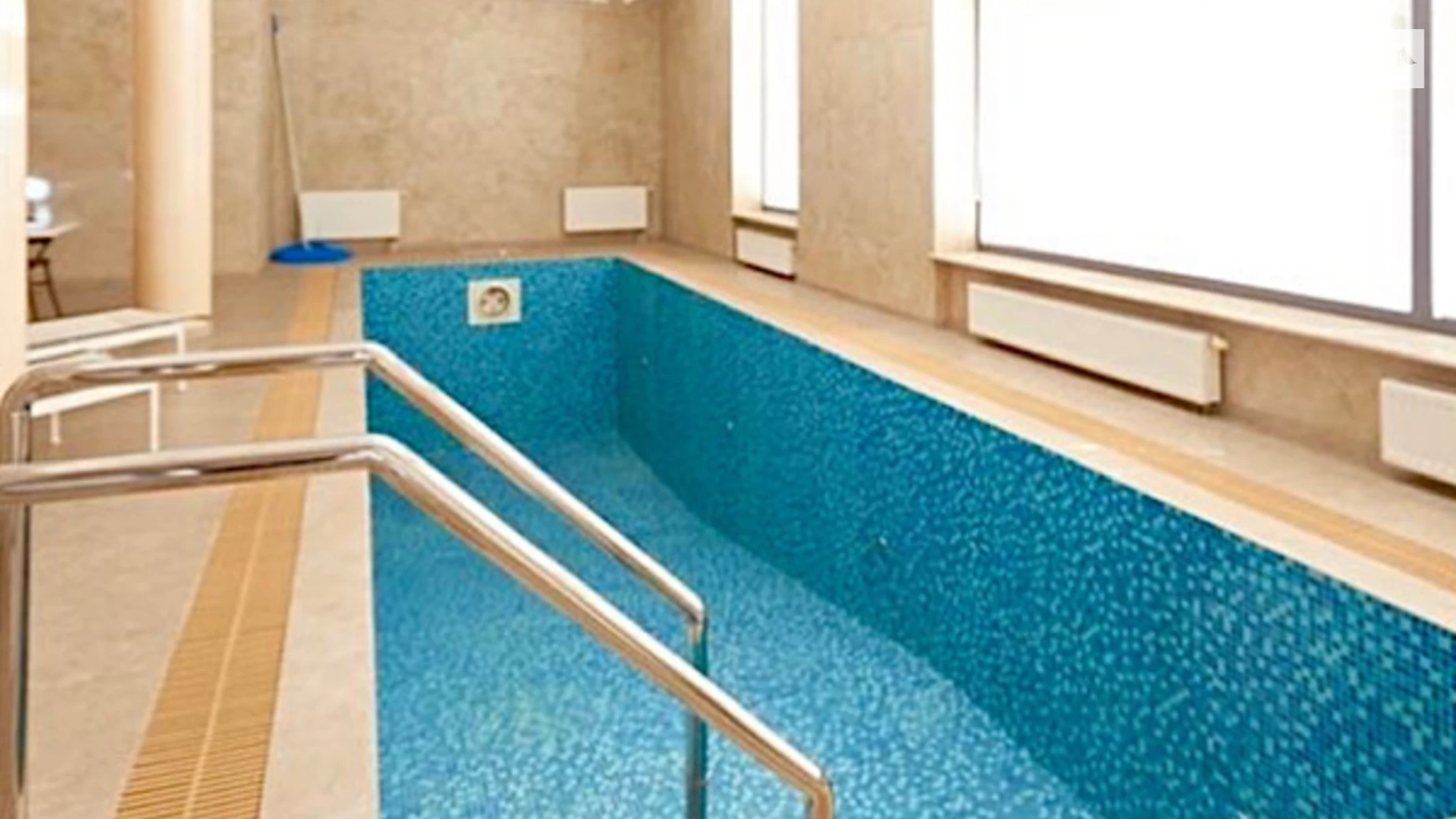 Продается дом на 3 этажа 575 кв. м с гаражом, цена: 3700000 $ - фото 5