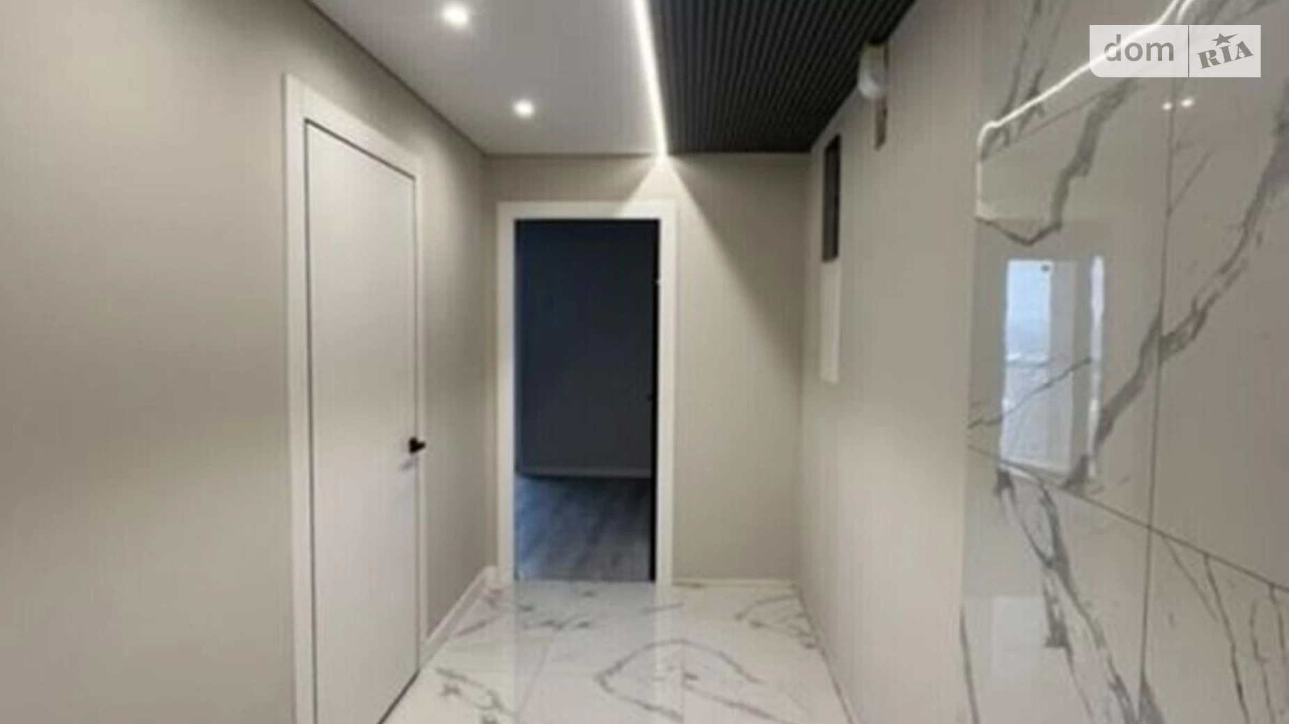 2-комнатная квартира 50.8 кв. м в Луцке, ул. Захарова, 14 - фото 2