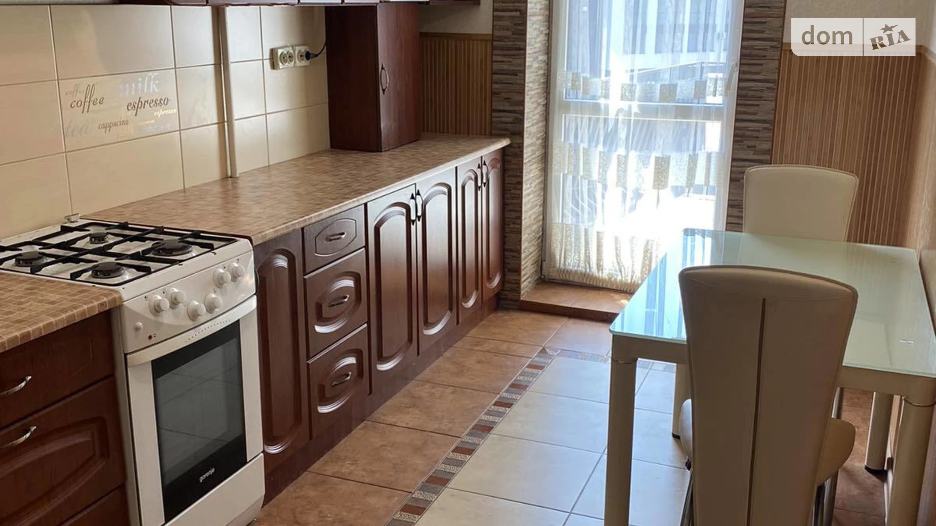 Продается 2-комнатная квартира 60.5 кв. м в Ивано-Франковске, ул. Национальной Гвардии(Советской Армии), 3А - фото 2