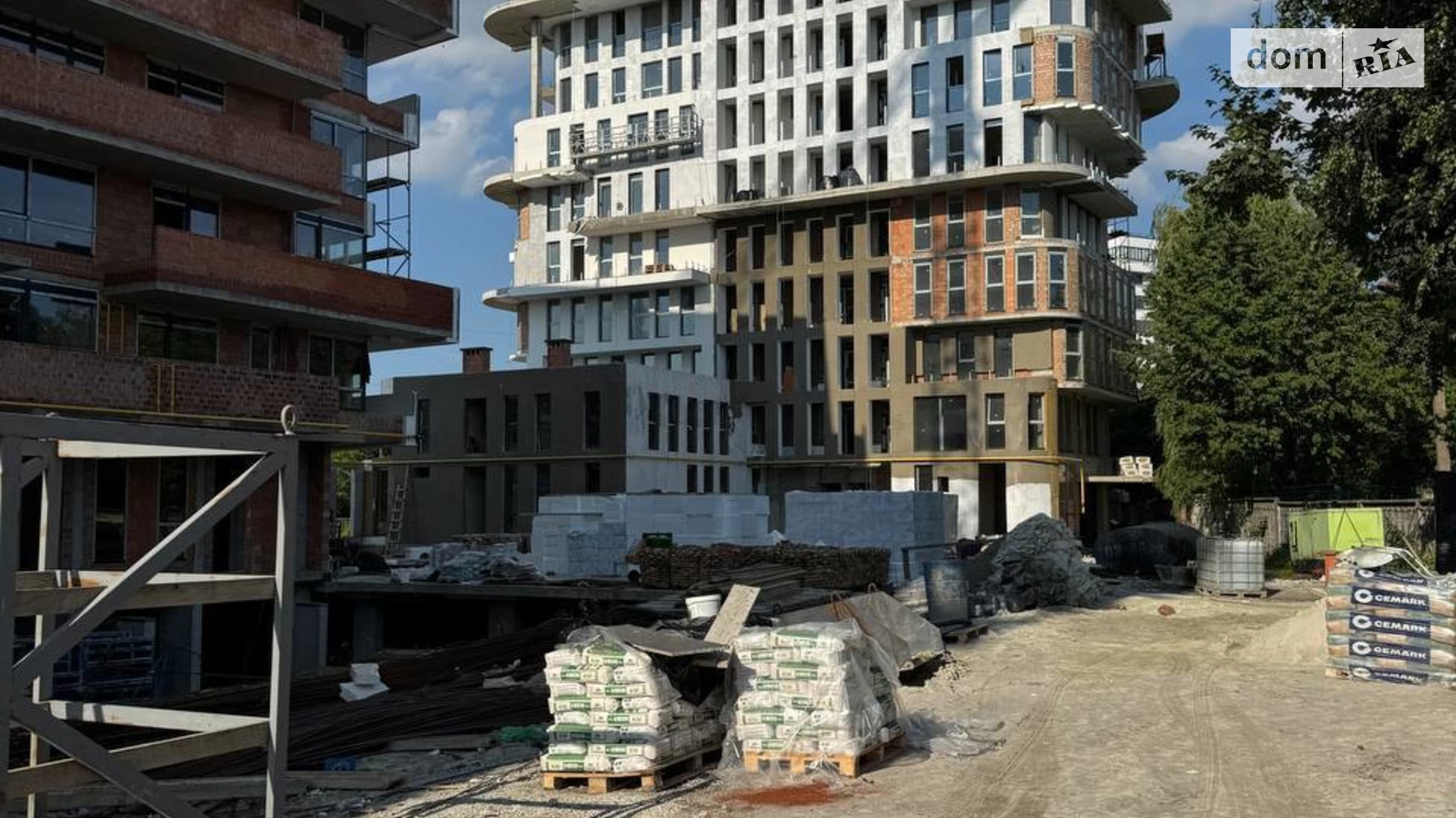 Продается 1-комнатная квартира 40 кв. м в Львове, ул. Раковского, 24А - фото 2