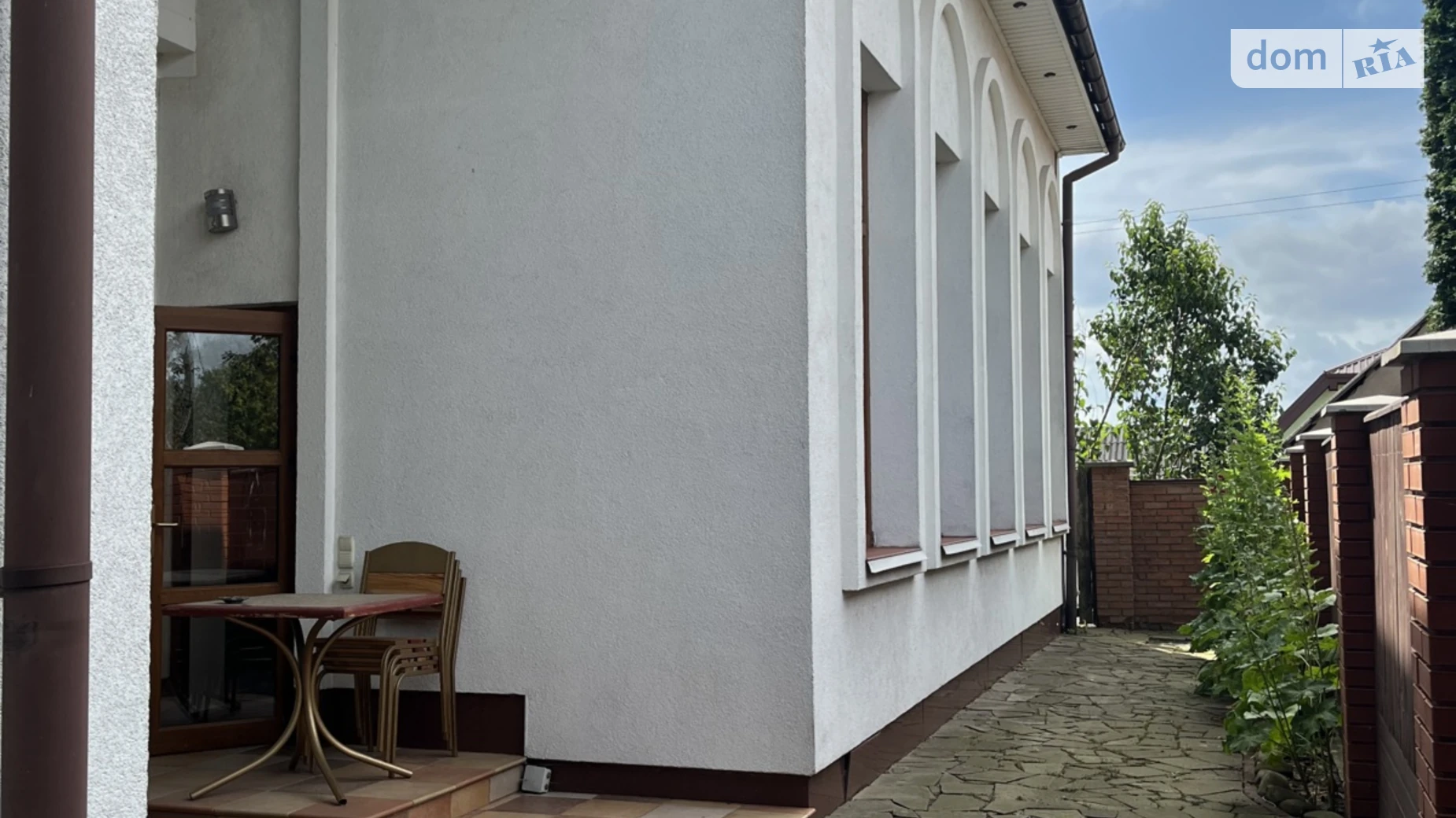 Продается дом на 2 этажа 419 кв. м с бассейном, цена: 360000 $ - фото 3