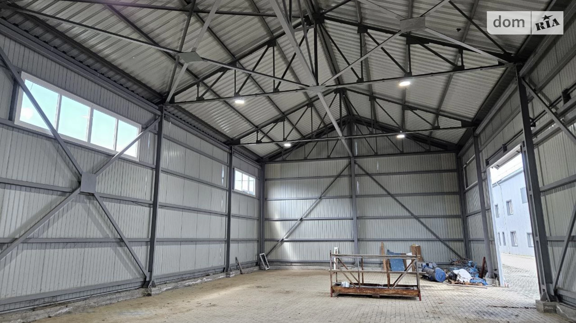 Сдается в аренду помещения свободного назначения 319 кв. м в 1-этажном здании, цена: 1000 $ - фото 3