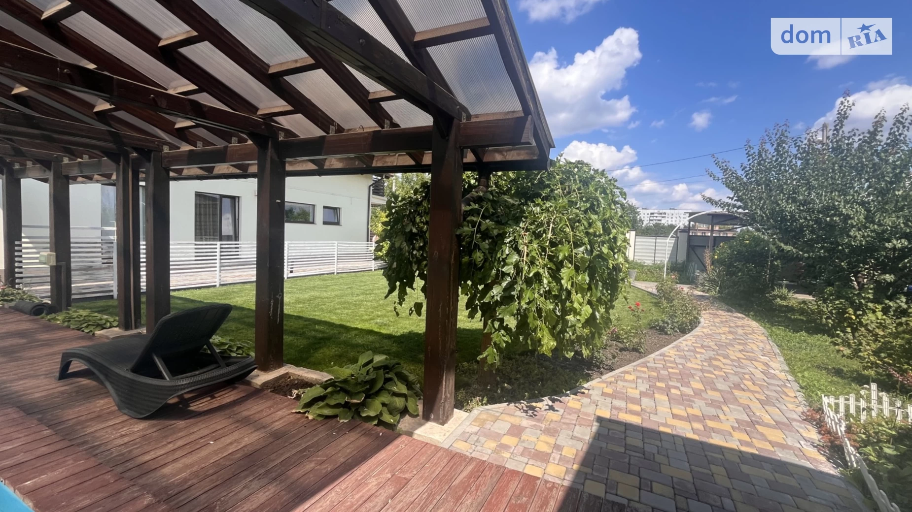 Продается дом на 2 этажа 200 кв. м с участком, цена: 220000 $ - фото 4