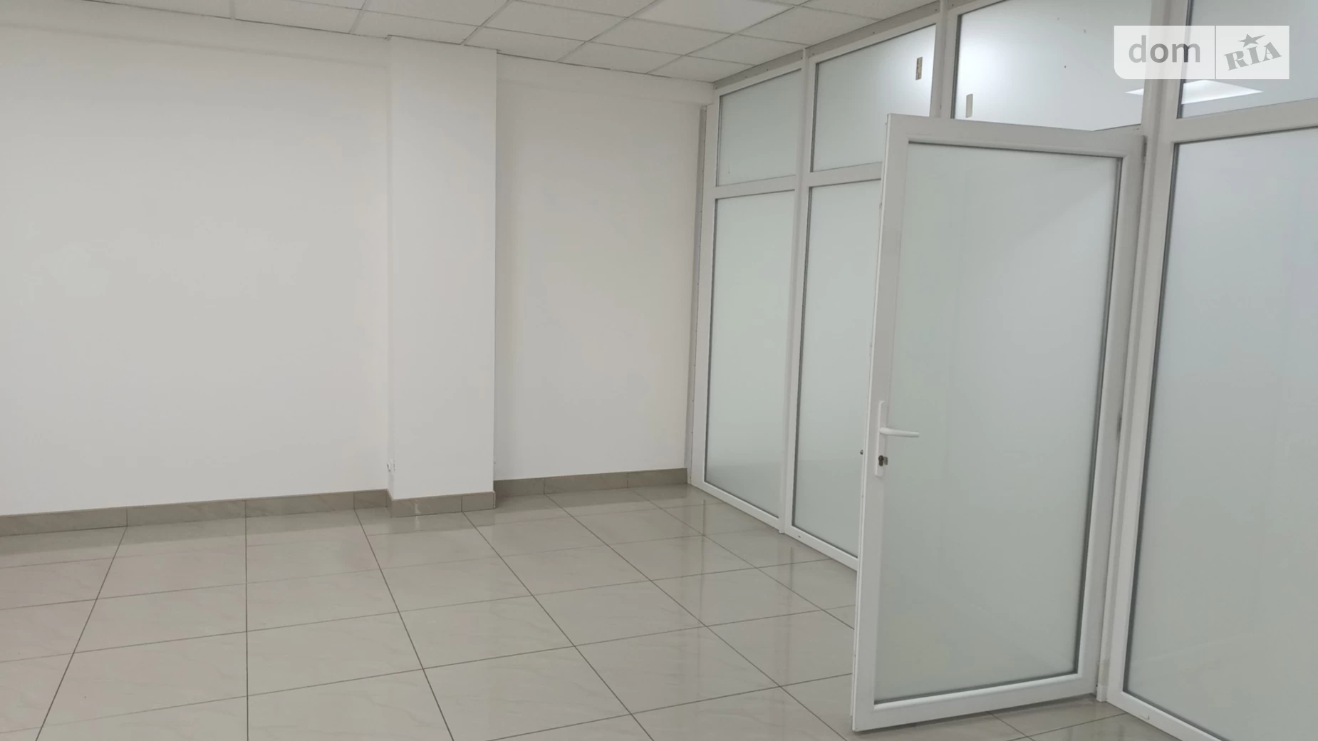 Сдается в аренду офис 120 кв. м в бизнес-центре, цена: 24000 грн - фото 3