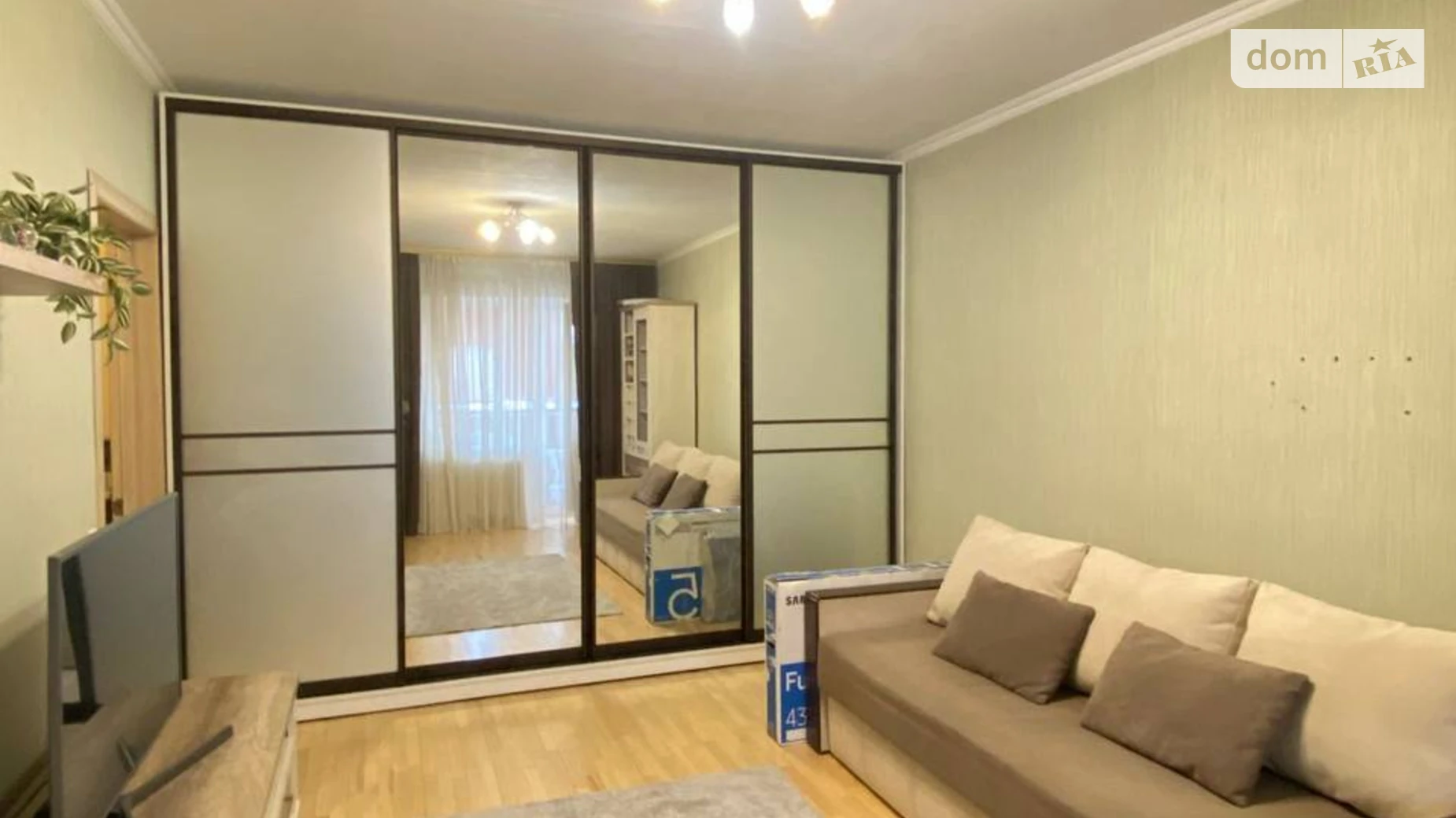 Продається 2-кімнатна квартира 49.8 кв. м у Києві, вул. Левка Лук'яненка, 33/35 - фото 2