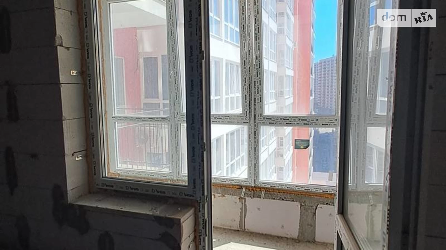 Продается 1-комнатная квартира 57 кв. м в Лиманке, ул. Жемчужная, 3А - фото 3