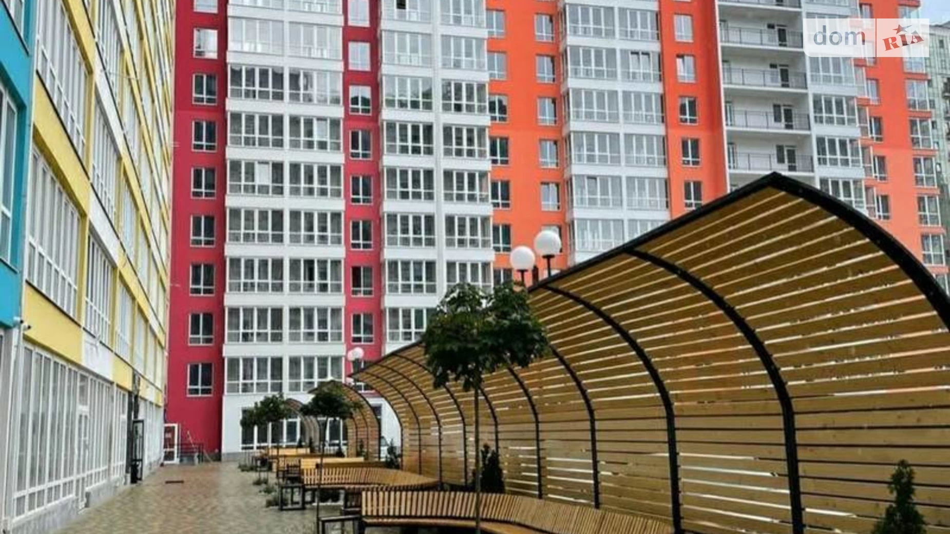 Продается 1-комнатная квартира 57 кв. м в Лиманке, ул. Жемчужная, 3А - фото 2