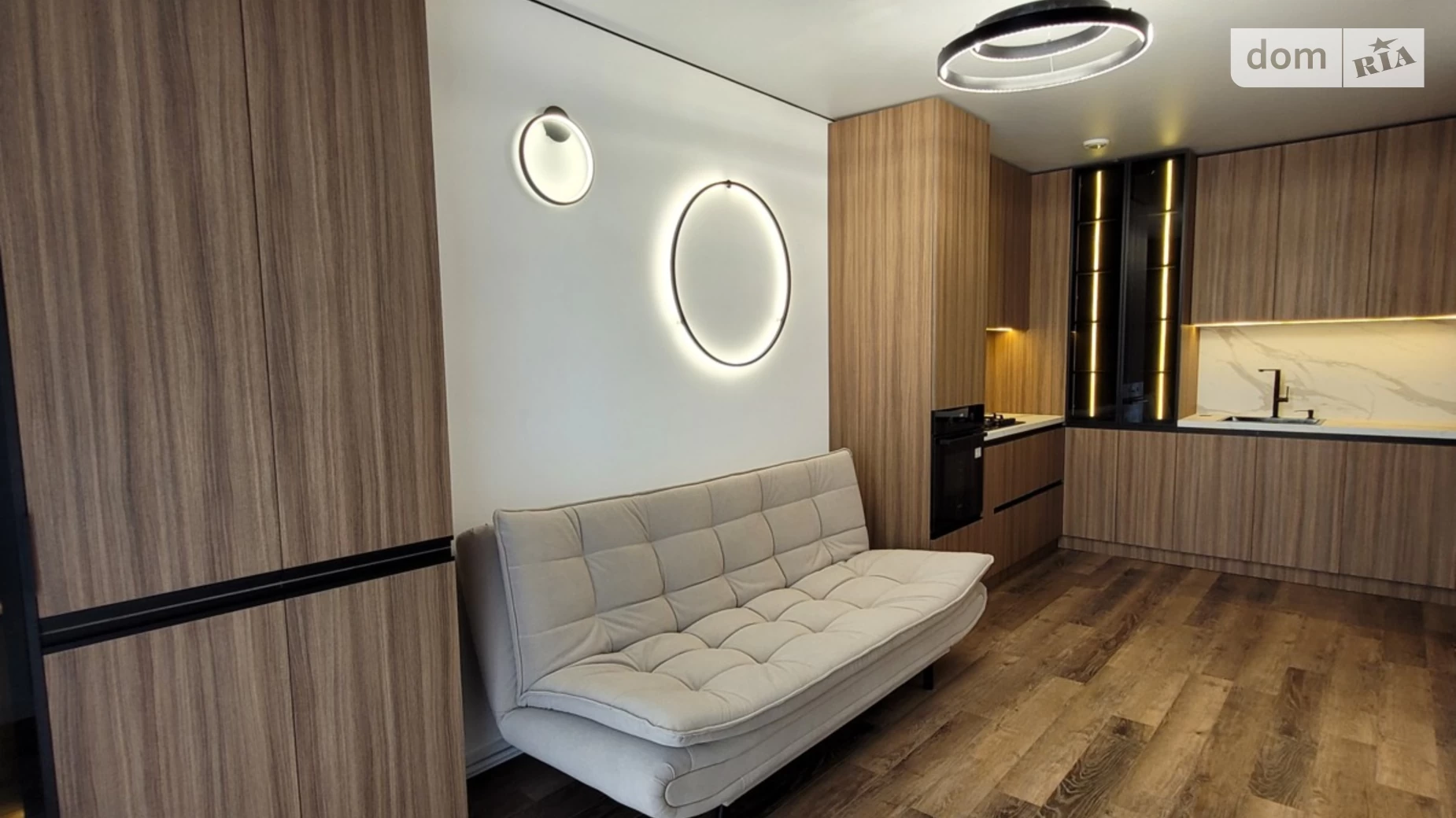 Продается 2-комнатная квартира 62 кв. м в Ивано-Франковске, ул. Карпатская, 10Б - фото 4