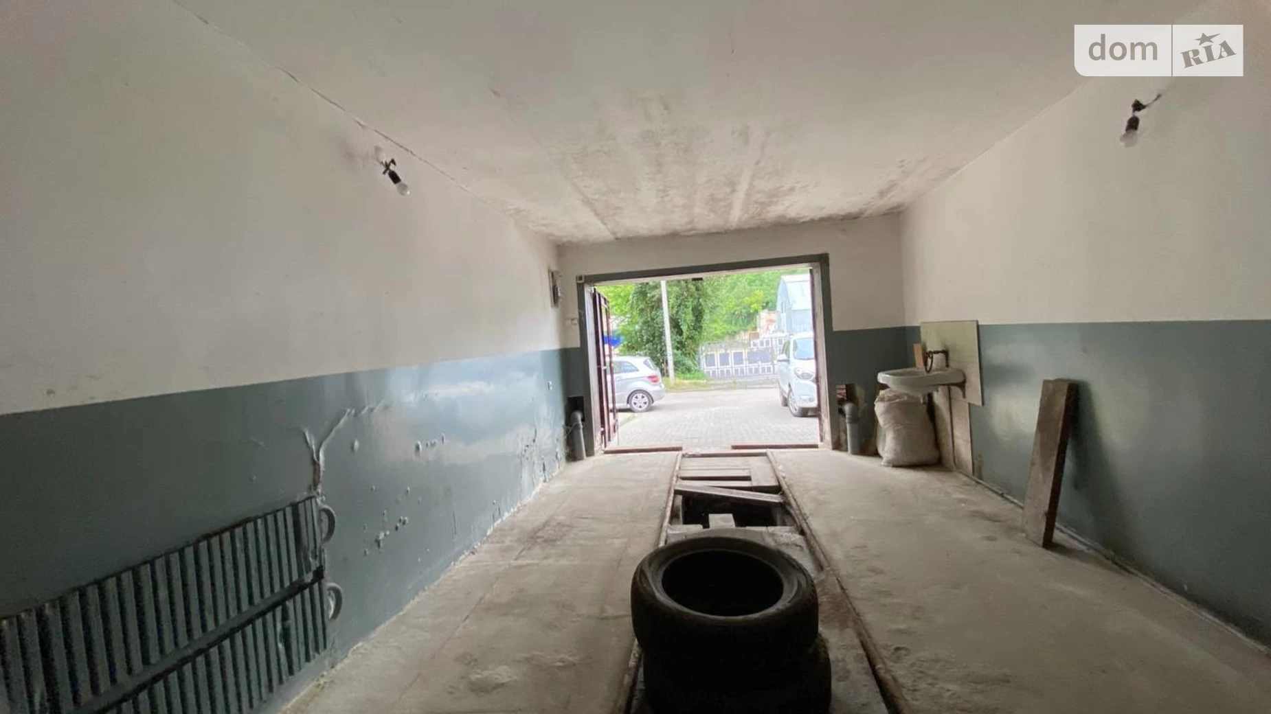 Продается отдельно стоящий гараж под легковое авто на 39.2 кв. м, цена: 17000 $ - фото 2