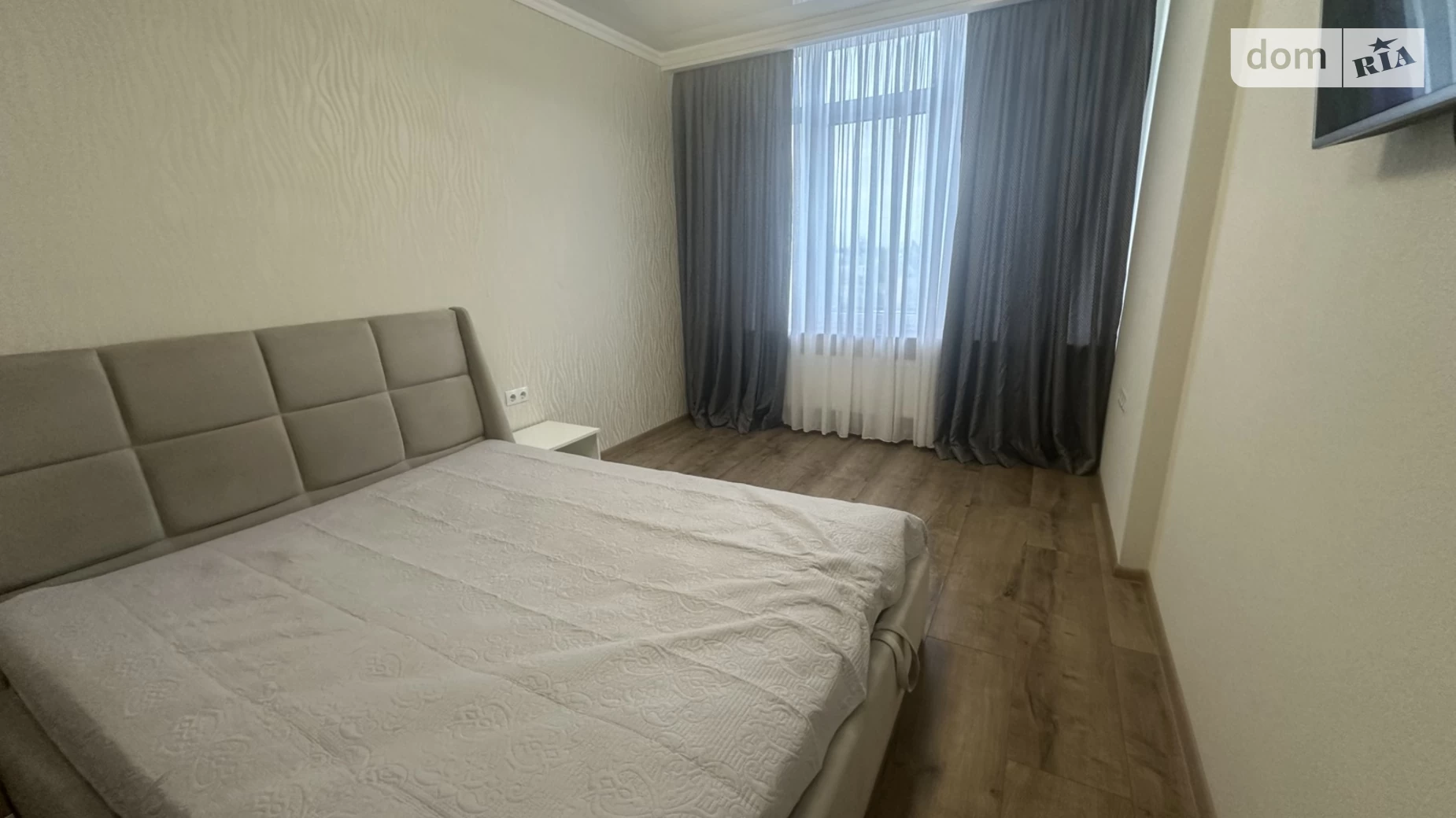 Продається 1-кімнатна квартира 40 кв. м у Одесі, вул. Басейна - фото 2