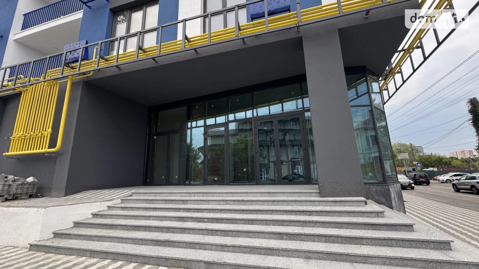 Здається в оренду приміщення вільного призначення 980 кв. м в 10-поверховій будівлі, цена: 490000 грн - фото 5