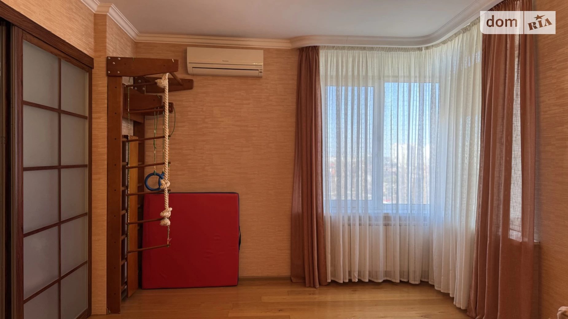 Продается 3-комнатная квартира 102.6 кв. м в Киеве, ул. Осенняя, 33 - фото 2