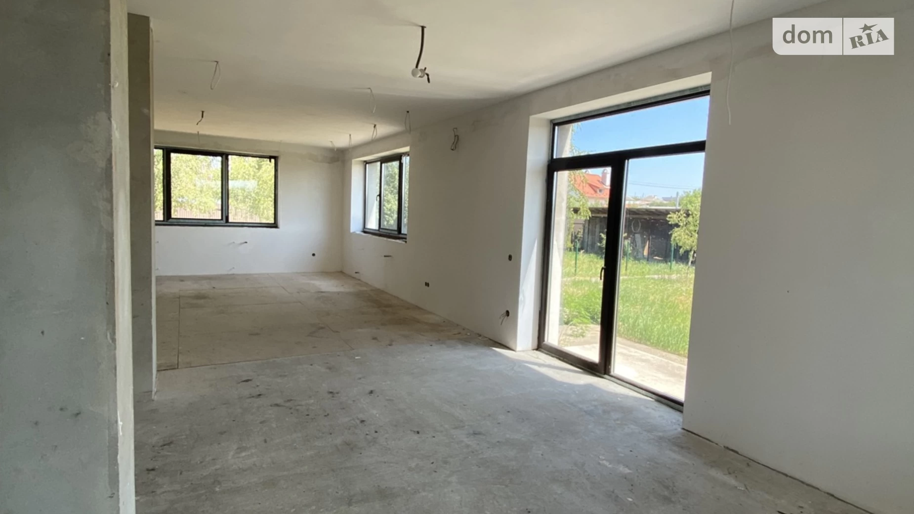 Продается дом на 2 этажа 220 кв. м с балконом, цена: 148900 $ - фото 3