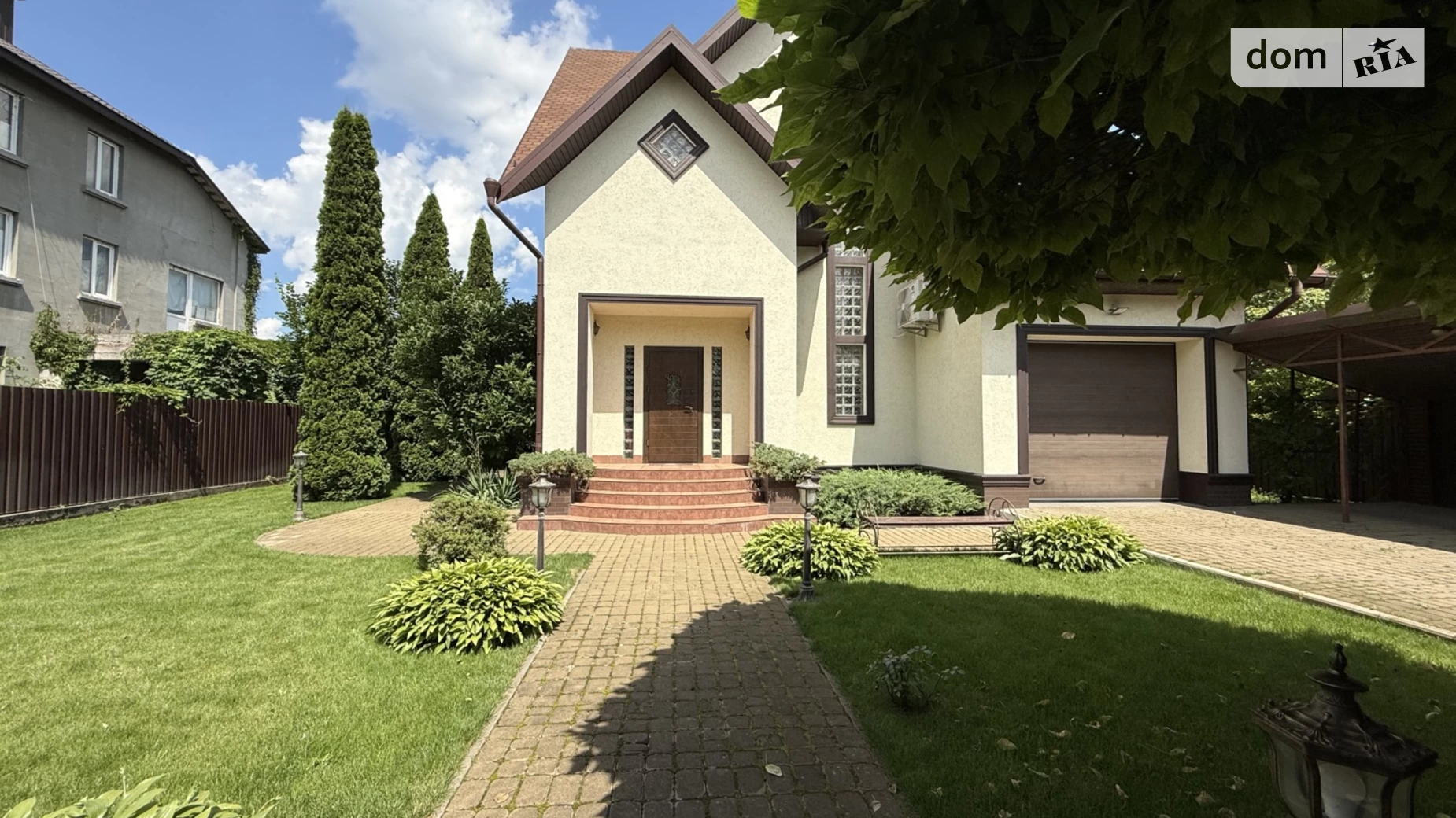 Продается дом на 2 этажа 225 кв. м с террасой, цена: 230000 $ - фото 2