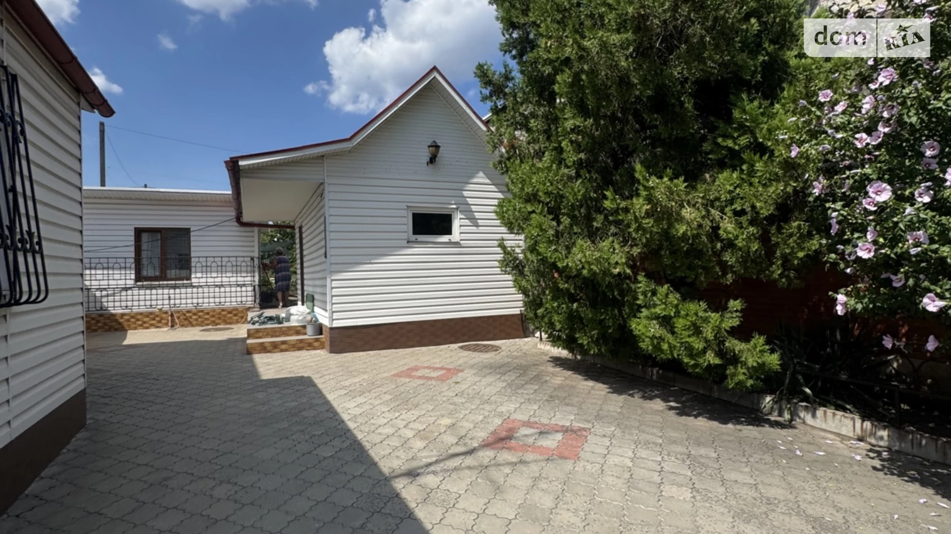 Продается дом на 3 этажа 120 кв. м с беседкой, цена: 88000 $ - фото 3