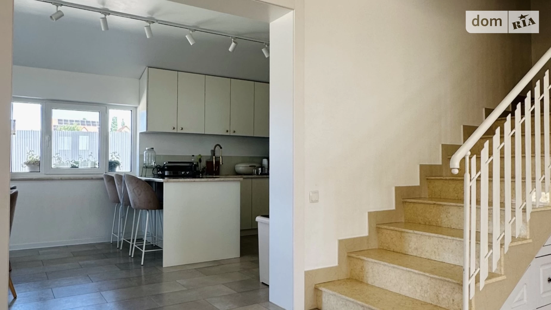 Продається будинок 2 поверховий 160 кв. м з каміном, цена: 1400 $ - фото 5