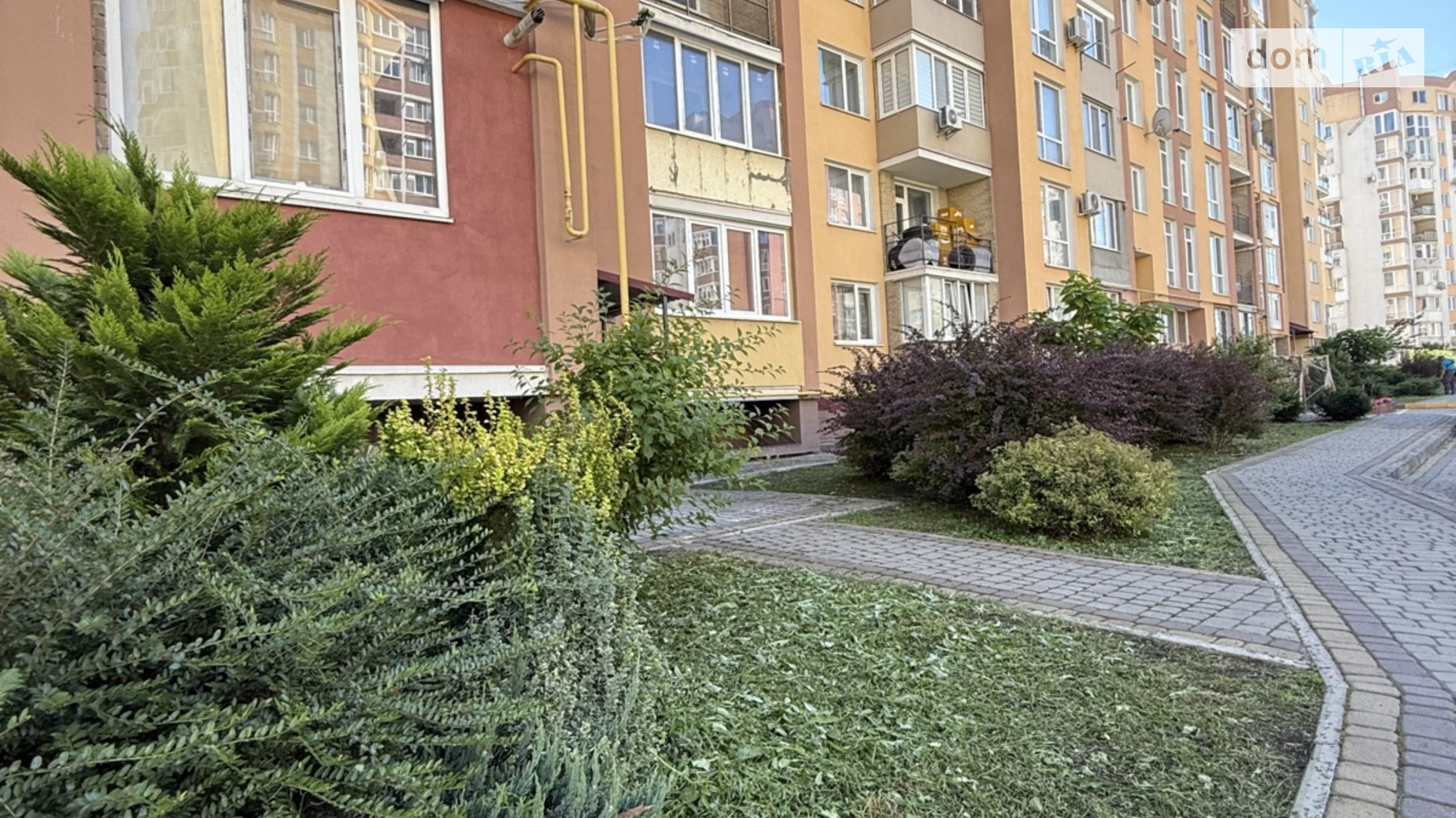 2-комнатная квартира 57 кв. м в Тернополе, ул. Белогорская, 18Б - фото 5