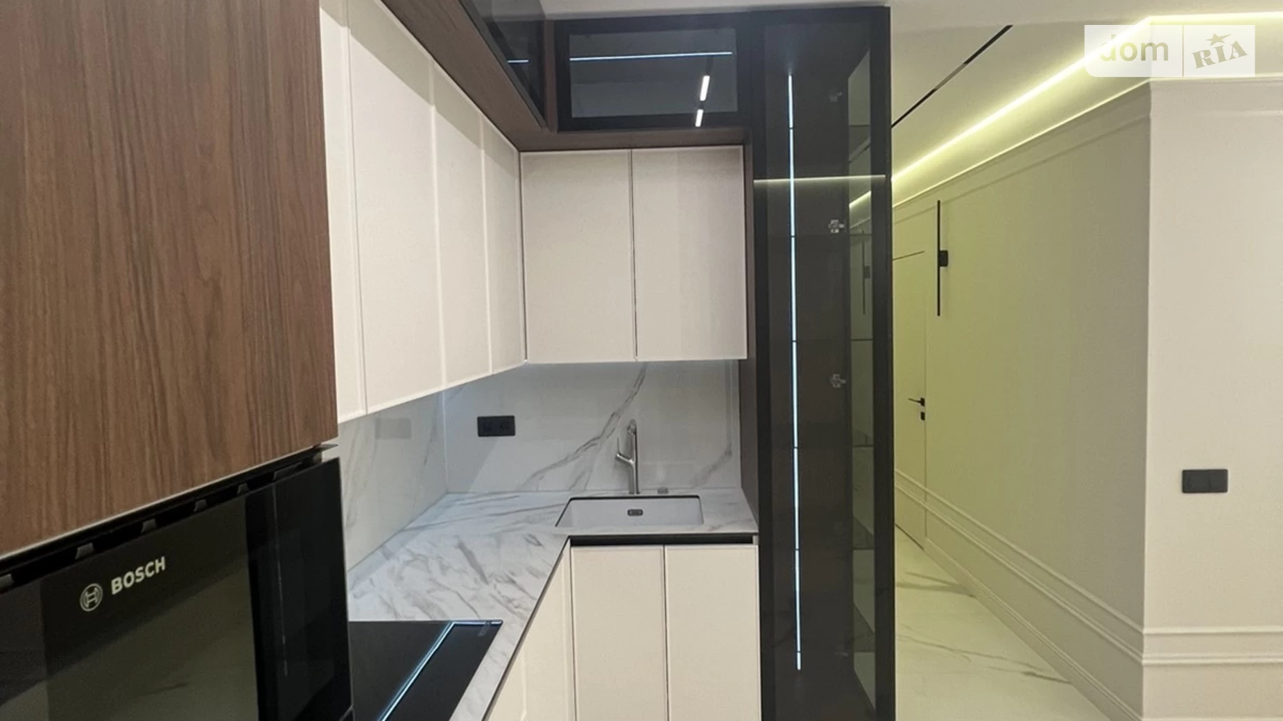 Продается 2-комнатная квартира 67.6 кв. м в Брюховичах, ул. Львовская, 92А - фото 4