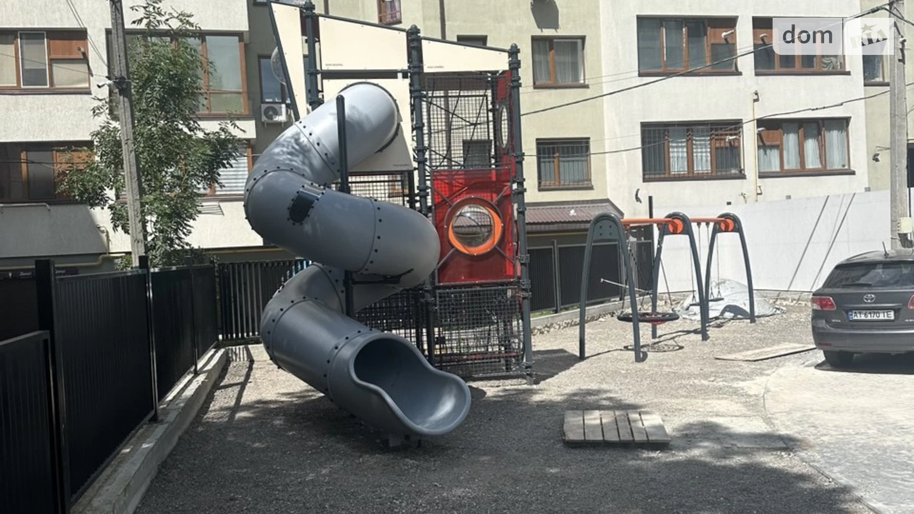 Продается 1-комнатная квартира 49 кв. м в Ивано-Франковске, бул. Южный, 40Б - фото 2