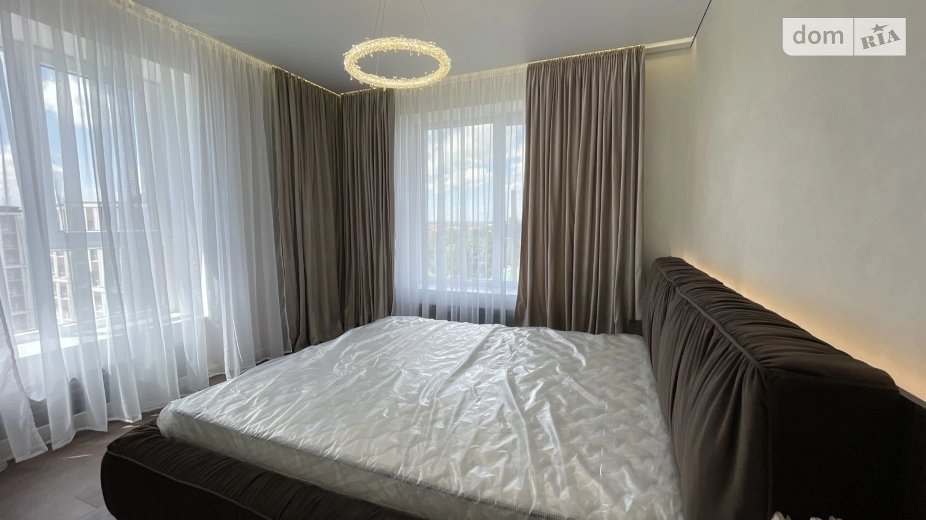 Продается 2-комнатная квартира 52 кв. м в Ивано-Франковске, ул. Отца Блавацкого, 6Г - фото 3