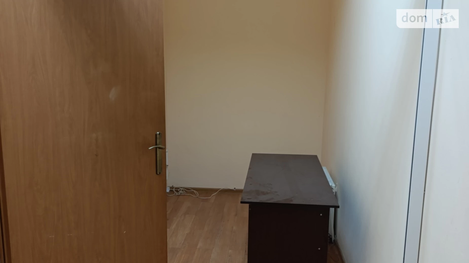 Сдается в аренду офис 80 кв. м в бизнес-центре, цена: 450 $ - фото 5