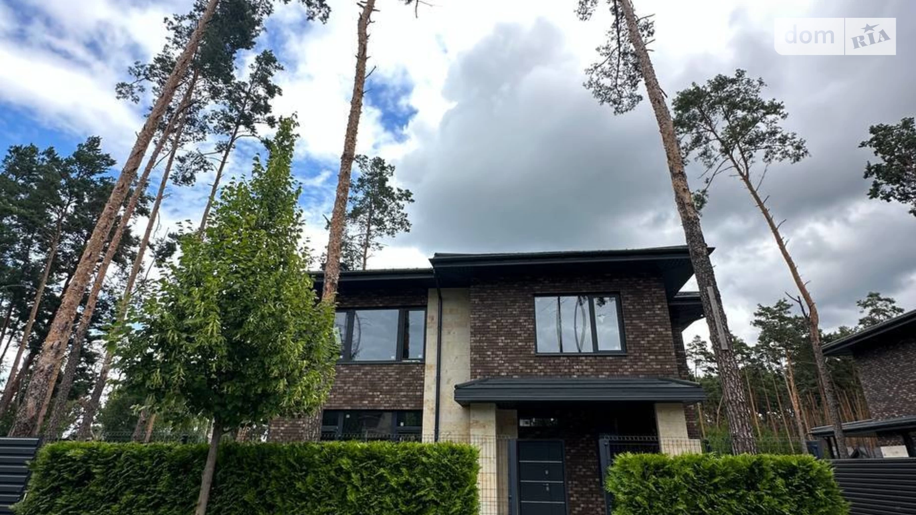 Продается дом на 2 этажа 217 кв. м с камином, цена: 345000 $ - фото 3