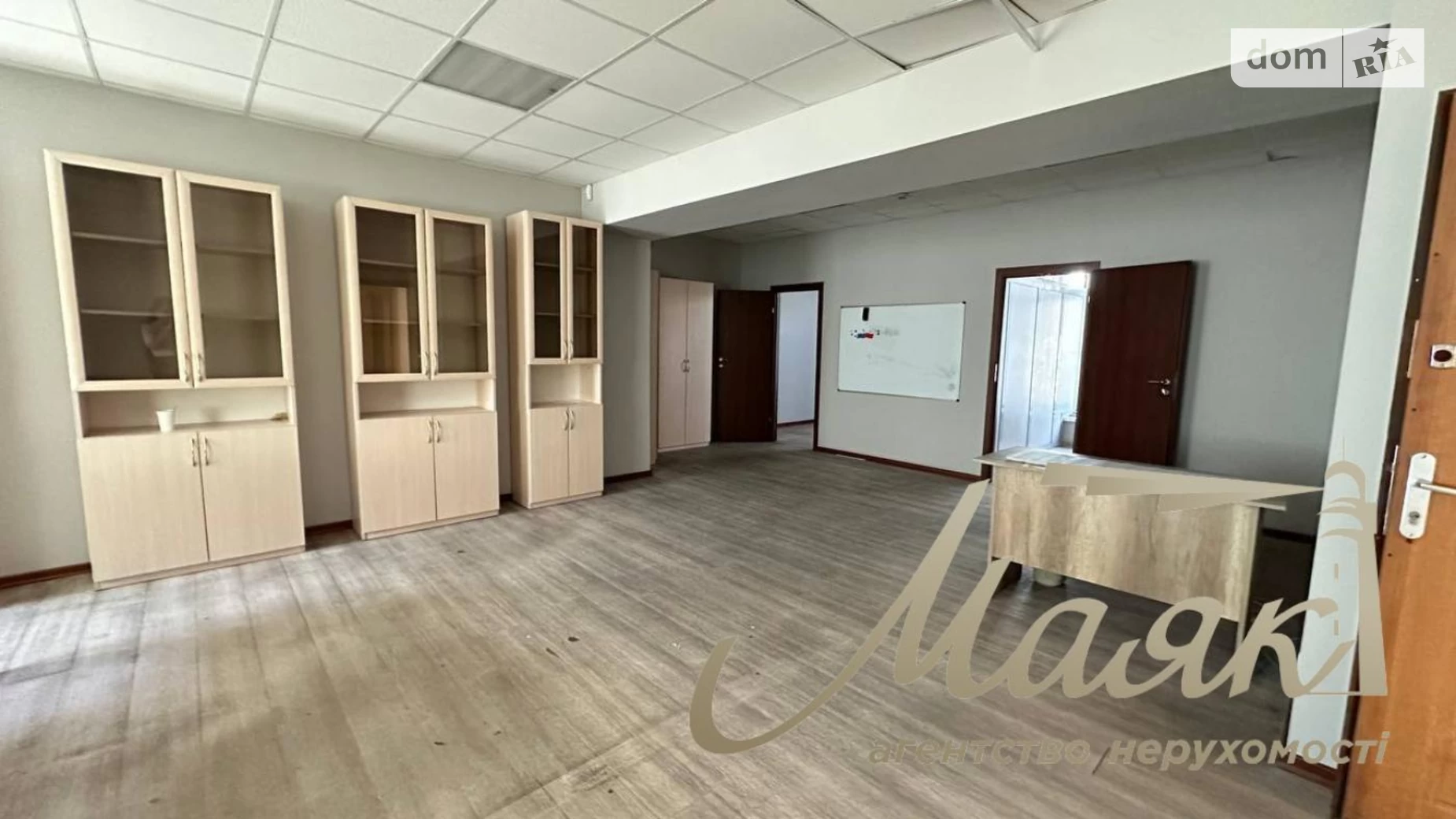 Здається в оренду офіс 300 кв. м в бізнес-центрі, цена: 2000 $ - фото 4