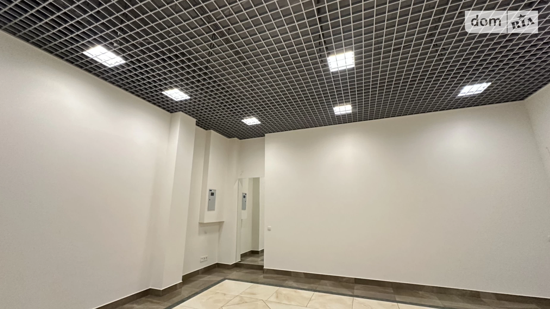 Сдается в аренду помещения свободного назначения 47.6 кв. м в 8-этажном здании, цена: 476 $ - фото 2