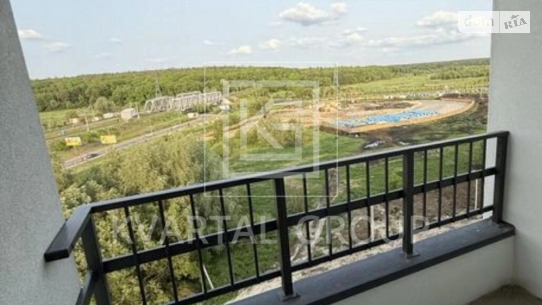 Продается 1-комнатная квартира 39.5 кв. м в Ирпене, ул. Кобылянской Ольги, 1В/13 - фото 2