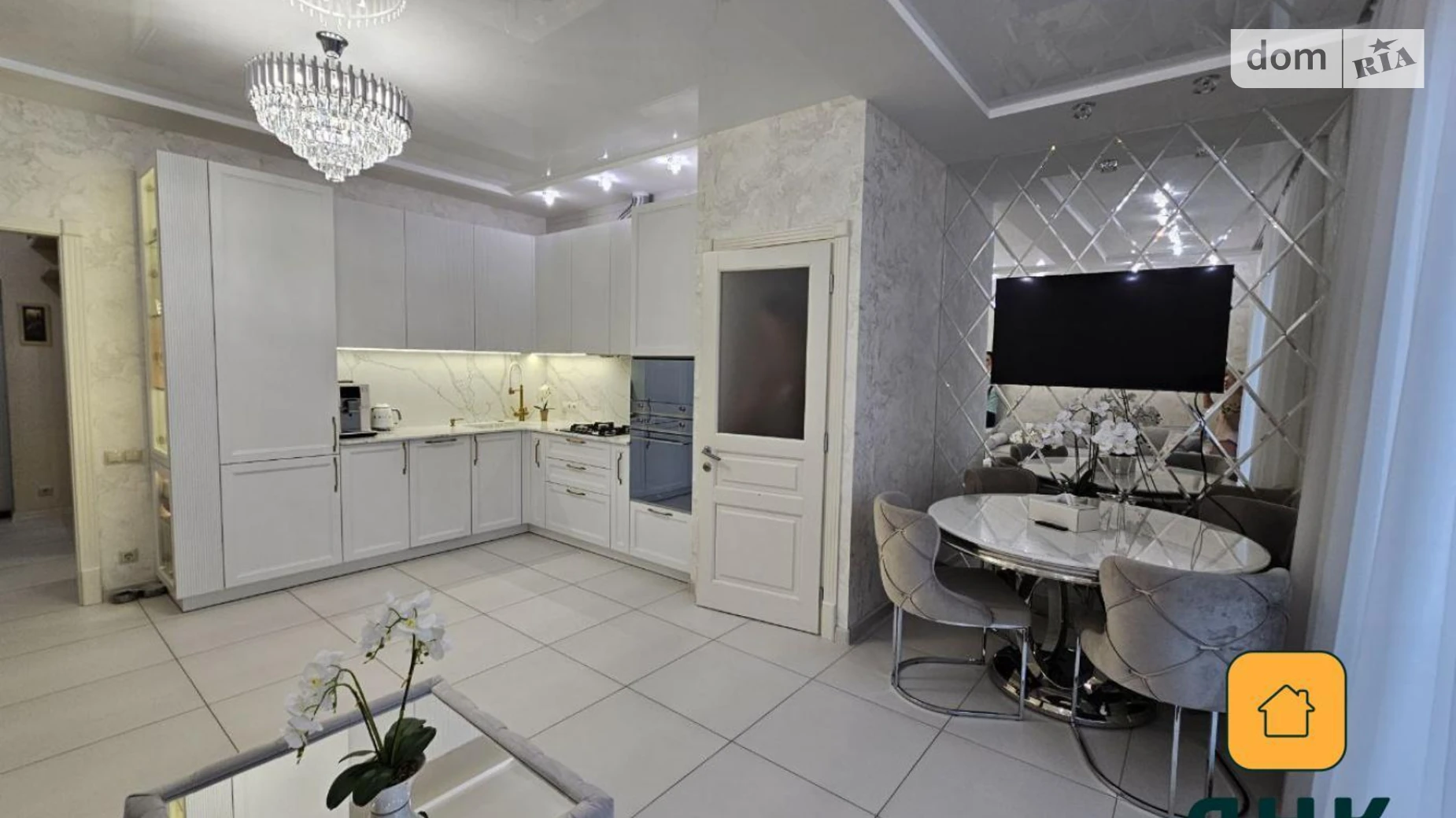 Продається 1-кімнатна квартира 53 кв. м у Одесі, вул. Морська, 8А - фото 3