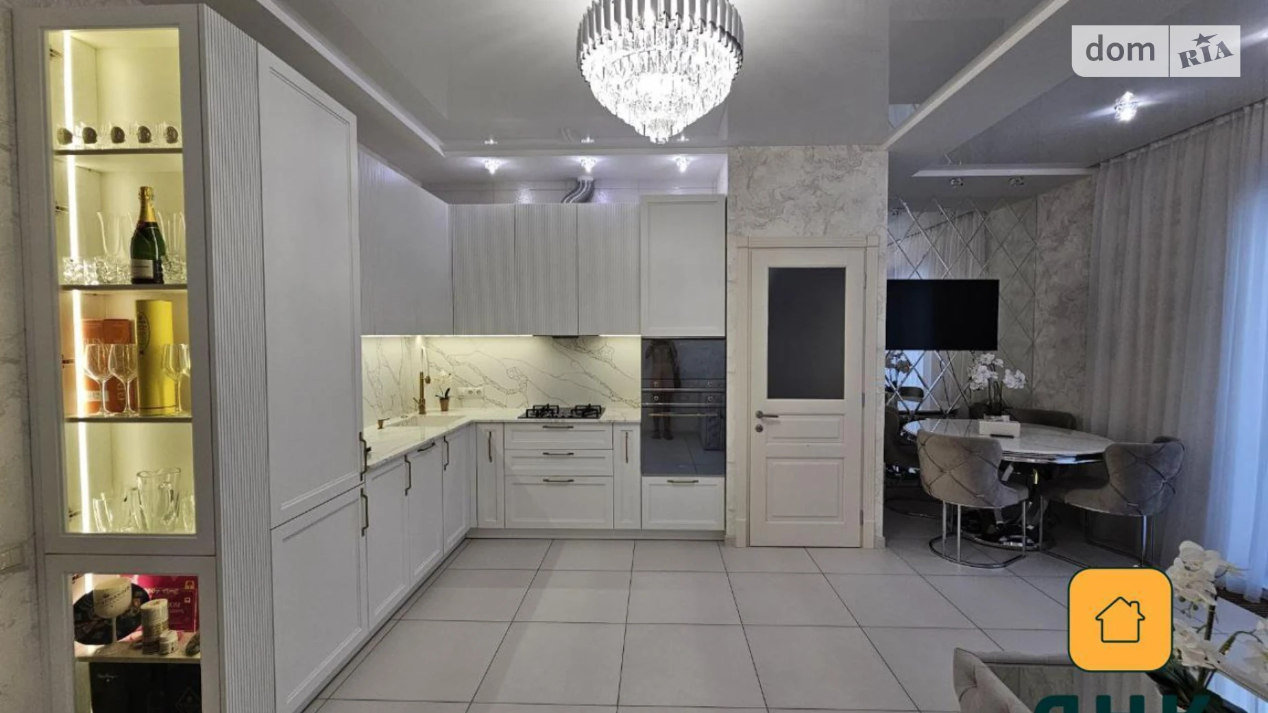 Продається 1-кімнатна квартира 53 кв. м у Одесі, вул. Морська, 8А - фото 2