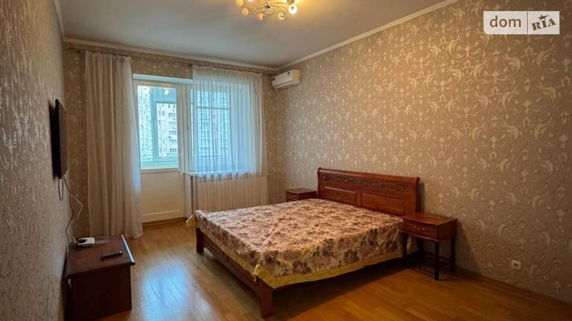 Сдается в аренду 4-комнатная квартира 149.5 кв. м в Киеве, просп. Владимира Ивасюка, 10А корпус 4 - фото 2