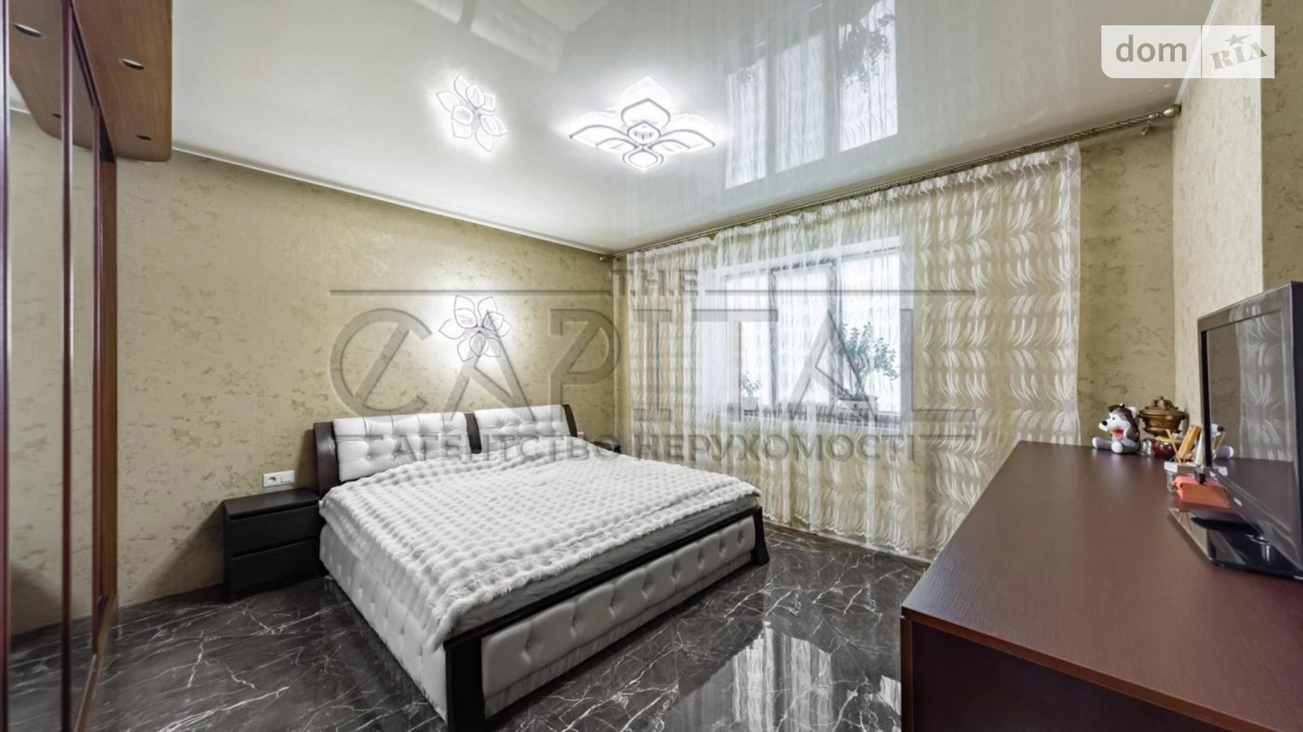 Продается дом на 2 этажа 334 кв. м с камином, цена: 204990 $ - фото 4