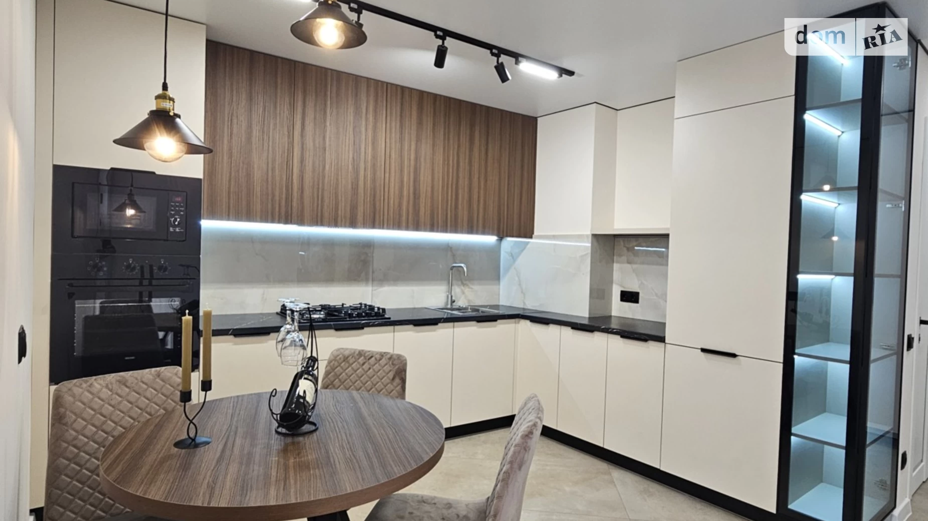 2-кімнатна квартира 63 кв. м у Тернополі, вул. Київська, 9Д - фото 3