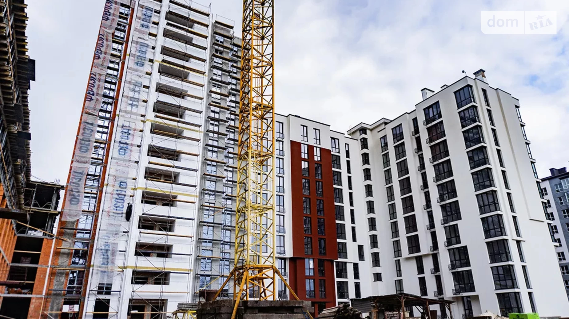 Продается 1-комнатная квартира 42 кв. м в Ивано-Франковске, ул. Химиков, 29А - фото 4